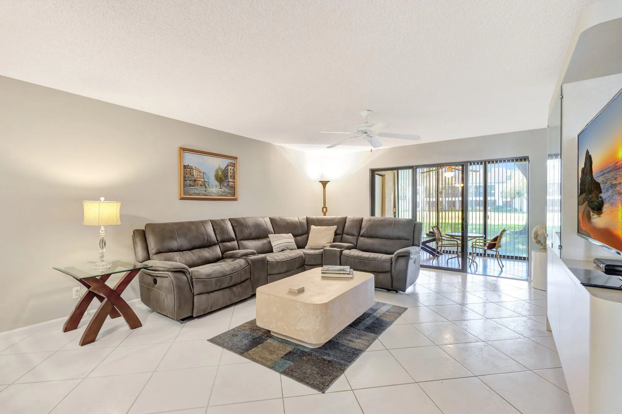 Property Slideshow image 16 of 43 | 9680 sills dr 102, Boynton Beach, FL, 33437