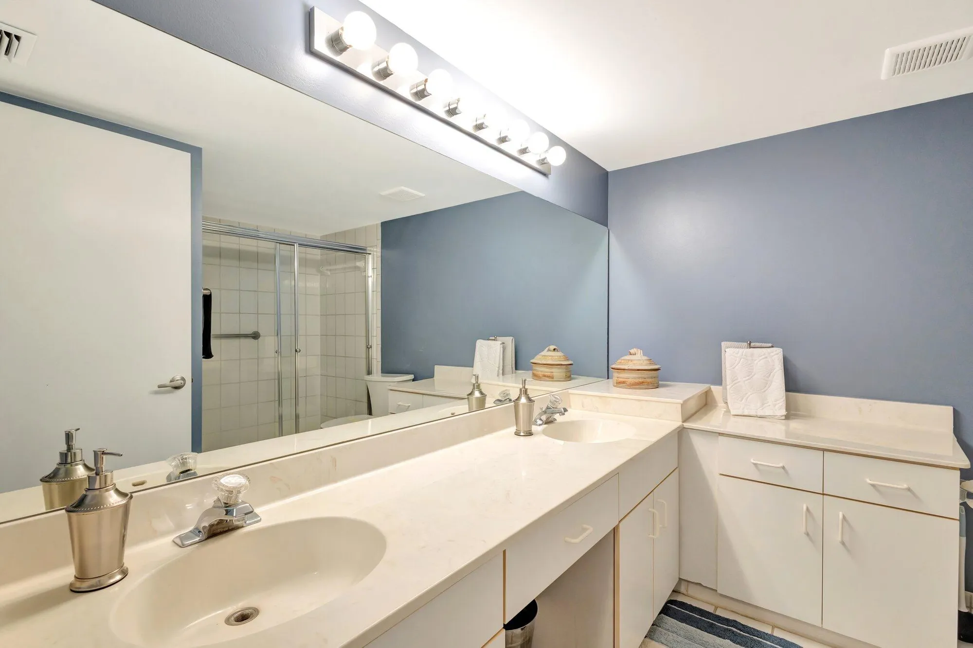 Property Slideshow image 24 of 43 | 9680 sills dr 102, Boynton Beach, FL, 33437