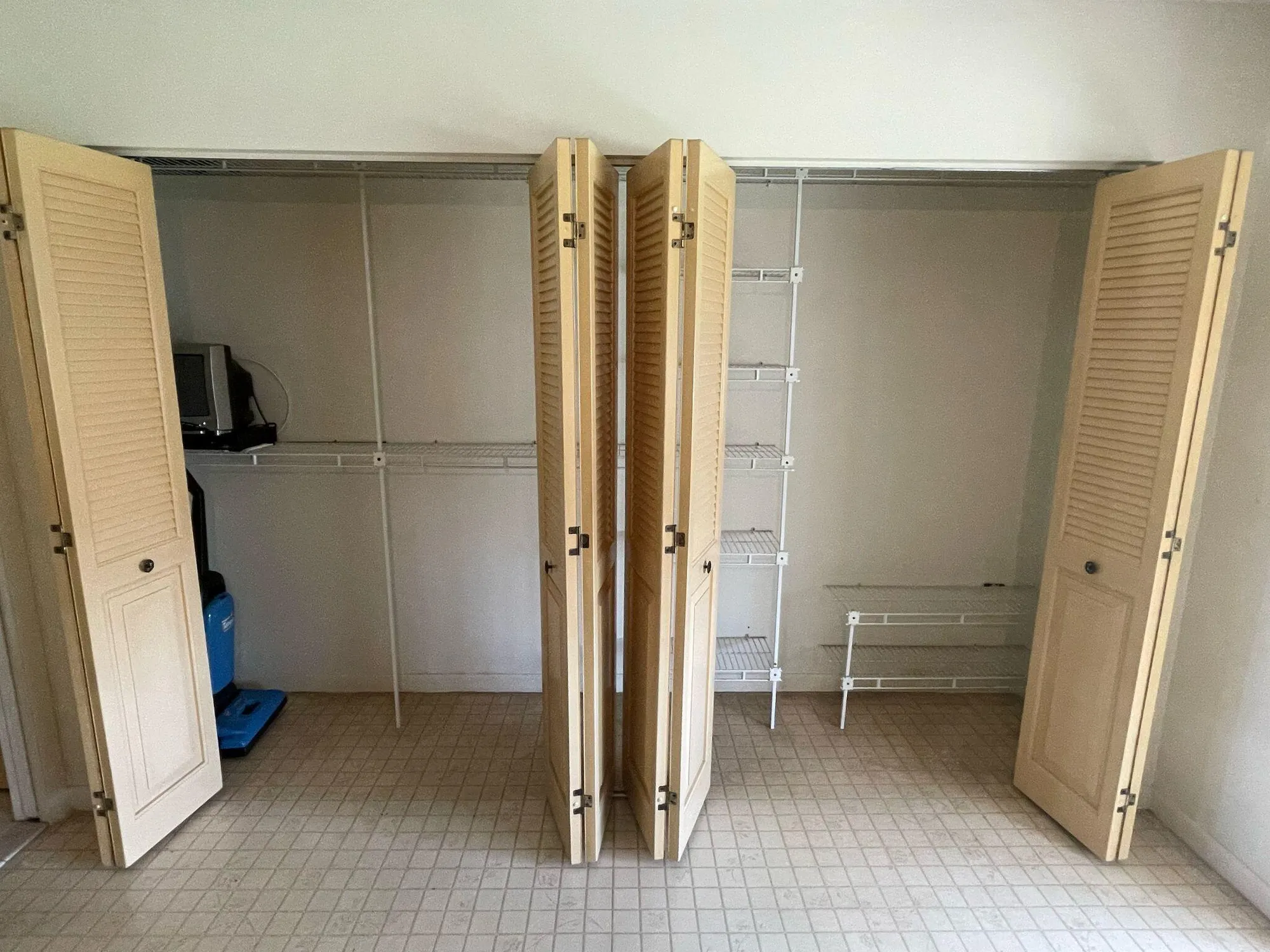 Property Slideshow image 7 of 15 | 134 upminster f, Deerfield Beach, FL, 33442