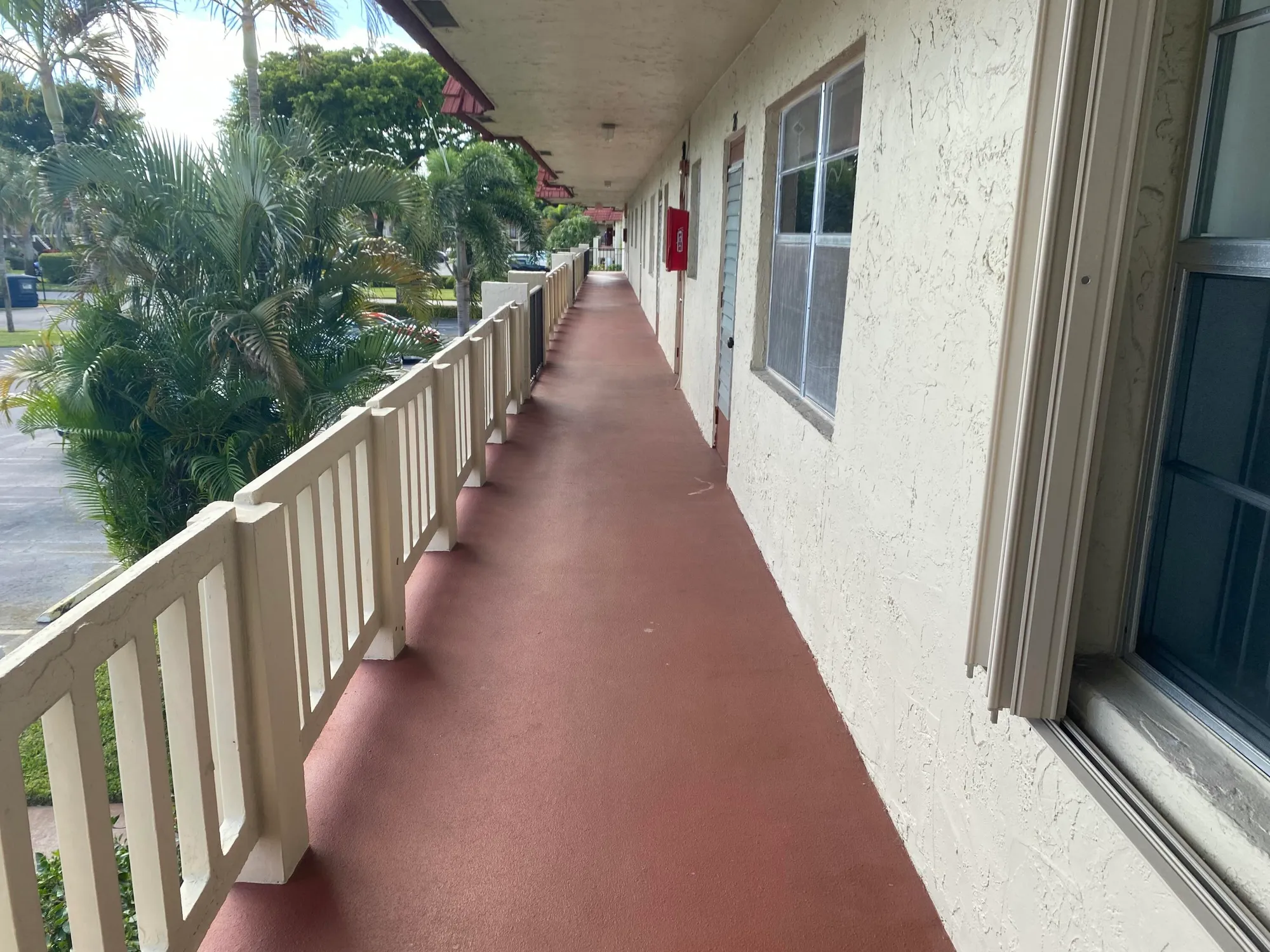 Property Slideshow image 2 of 15 | 3 abbey ln apt 206, Delray Beach, FL, 33446