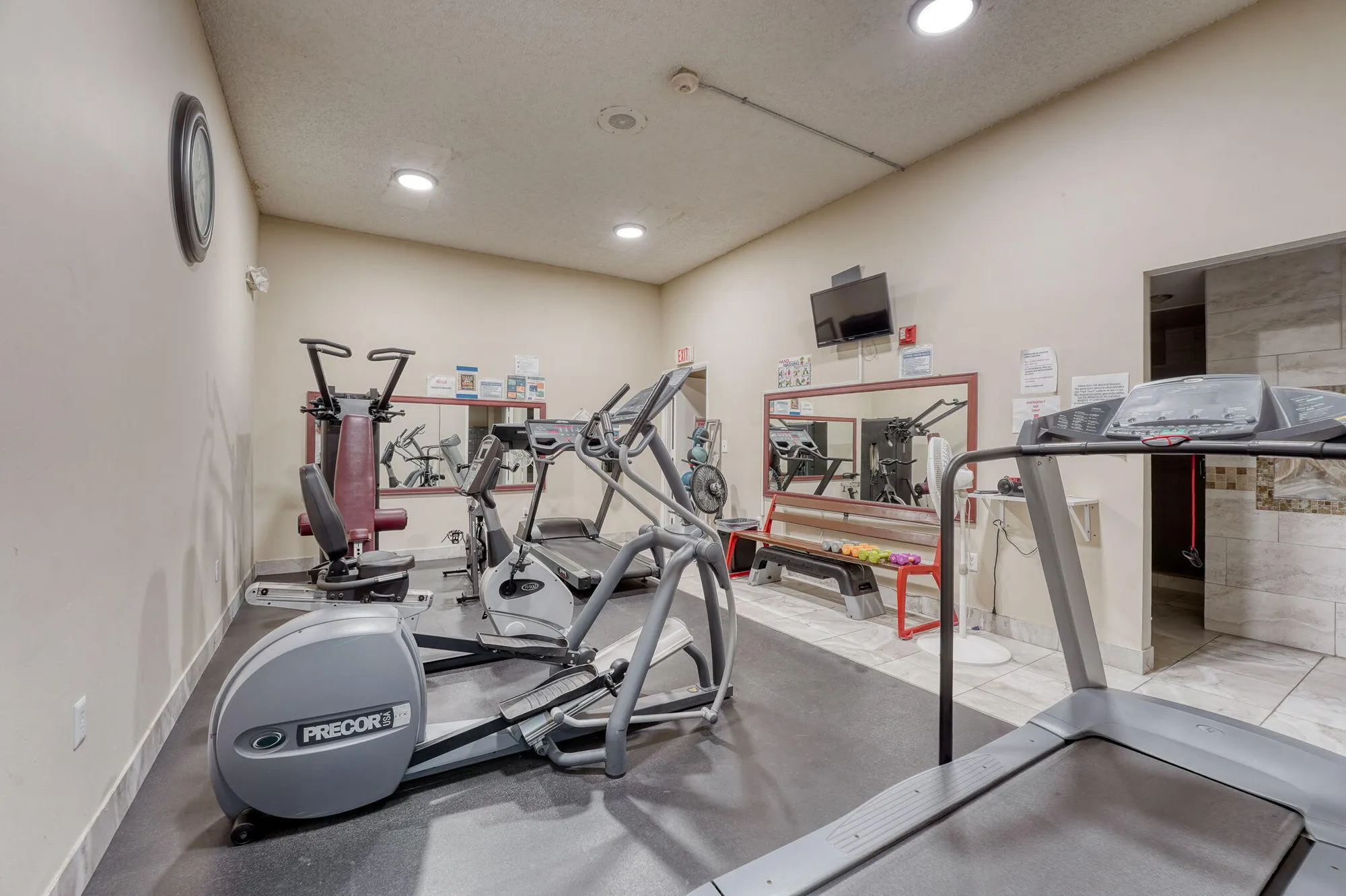 Property Slideshow image 44 of 61 | 2951 nw 46th ave 403, Lauderdale Lakes, FL, 33313