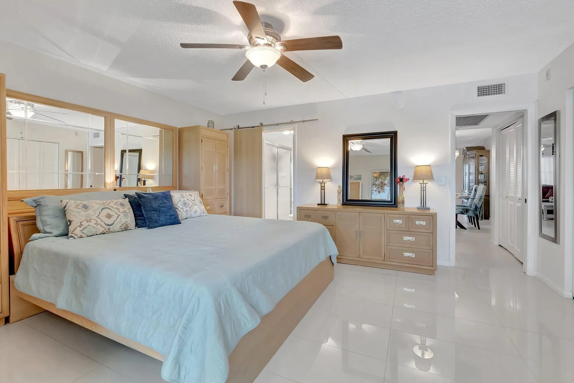 Property Slideshow image 11 of 76 | 2051 cambridge c, Deerfield Beach, FL, 33442