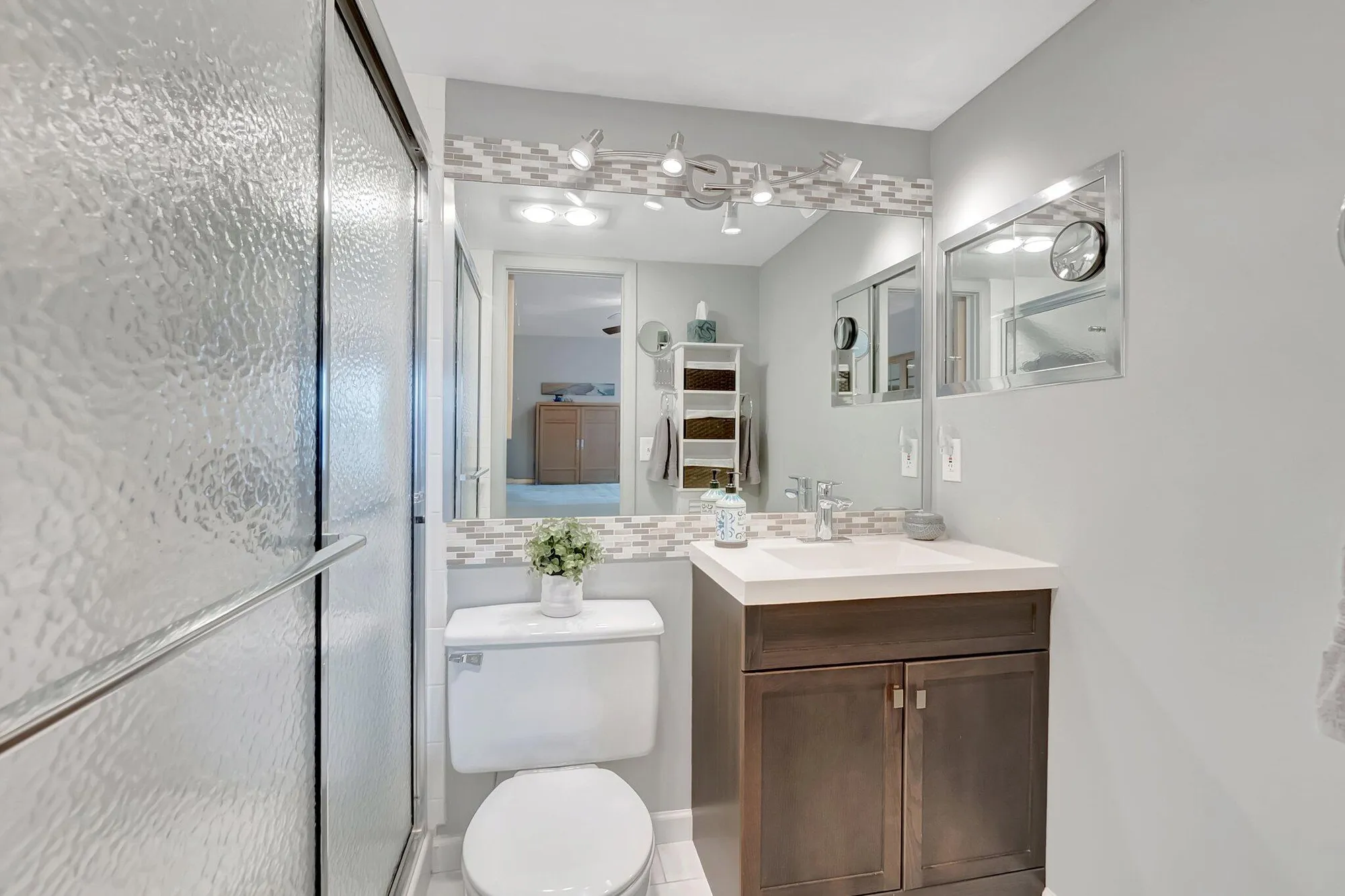 Property Slideshow image 12 of 76 | 2051 cambridge c, Deerfield Beach, FL, 33442