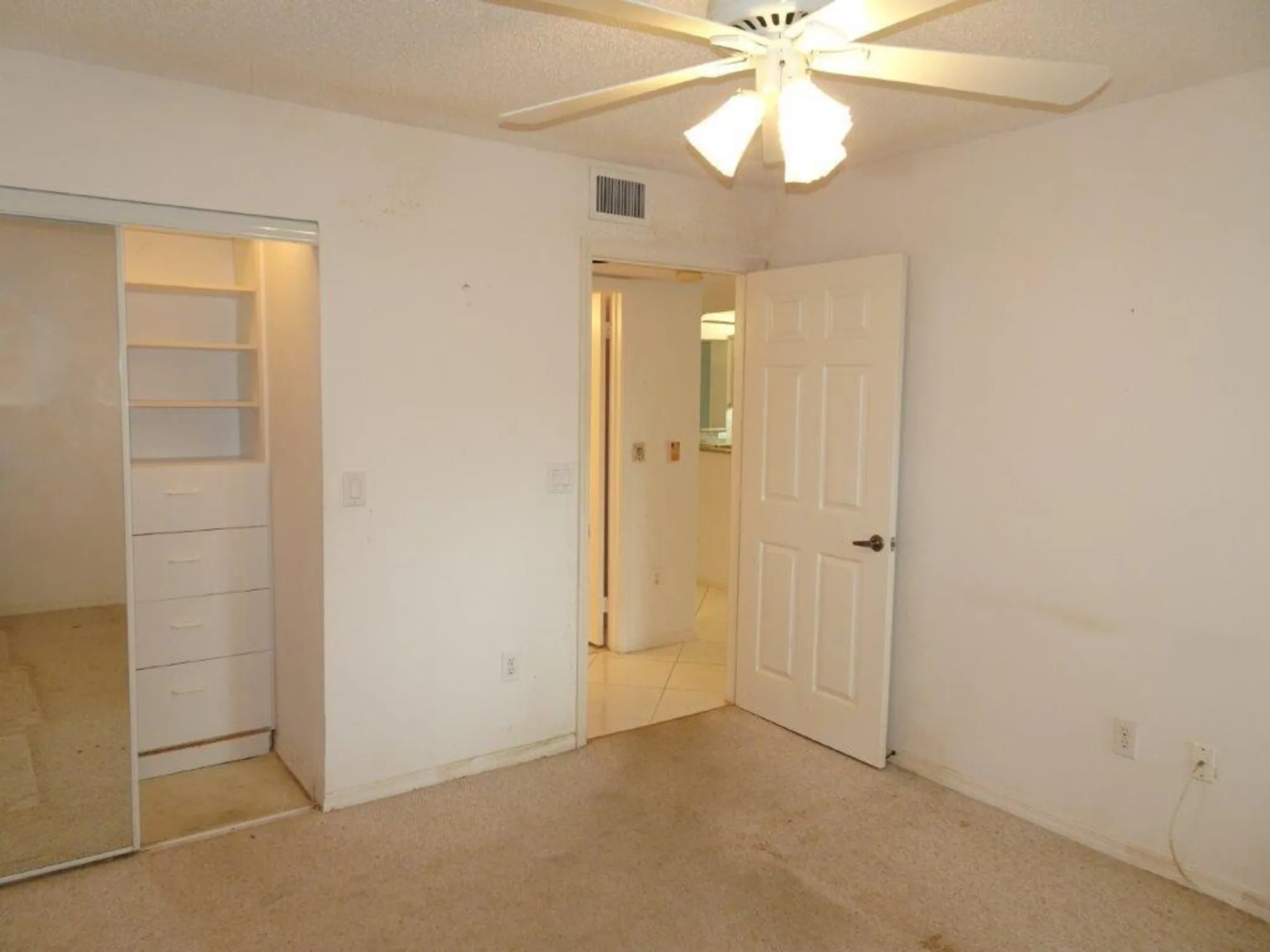 Property Slideshow image 16 of 22 | 7539 granville dr 208, Tamarac, FL, 33321