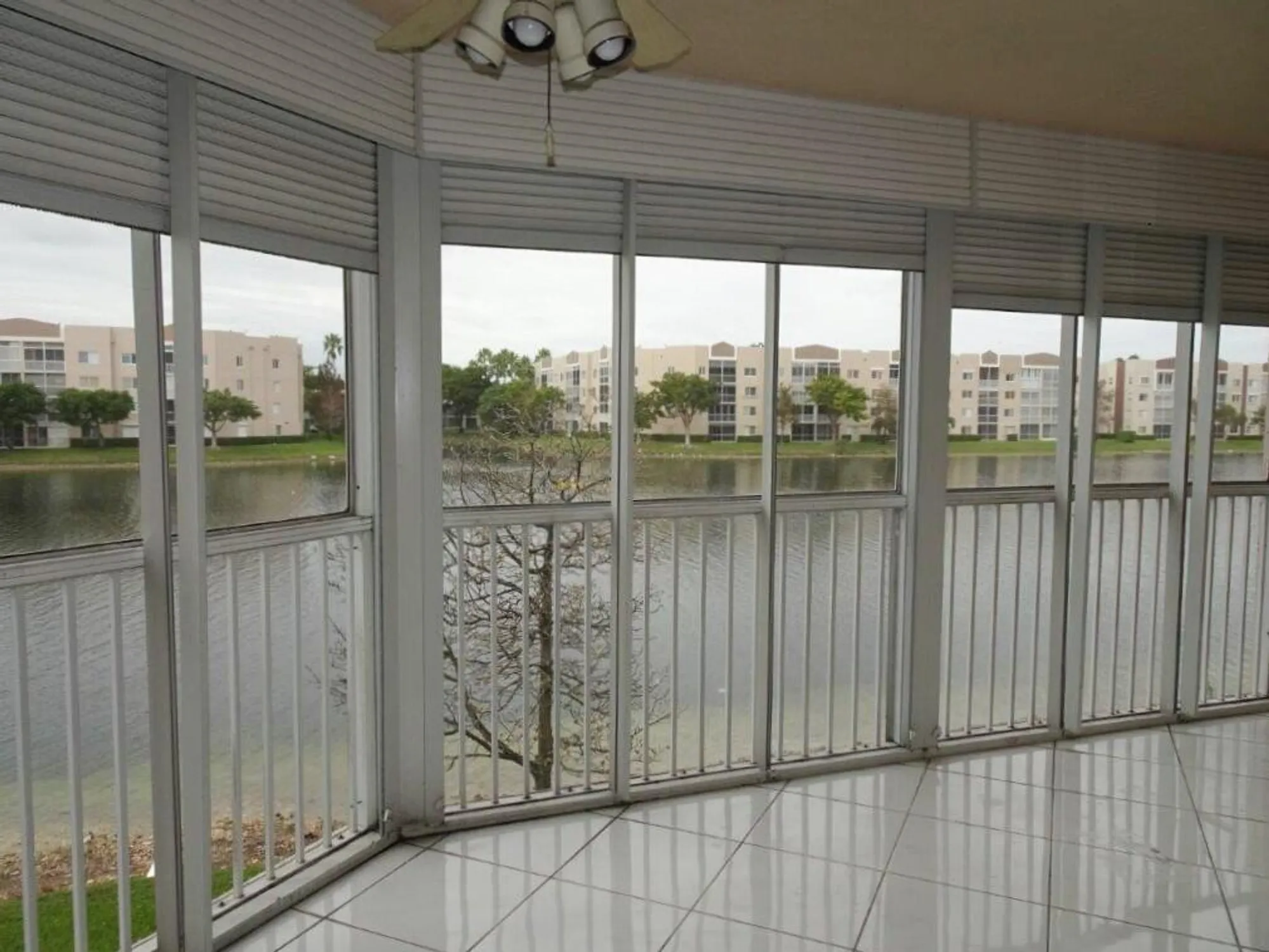 Property Slideshow image 20 of 22 | 7539 granville dr 208, Tamarac, FL, 33321