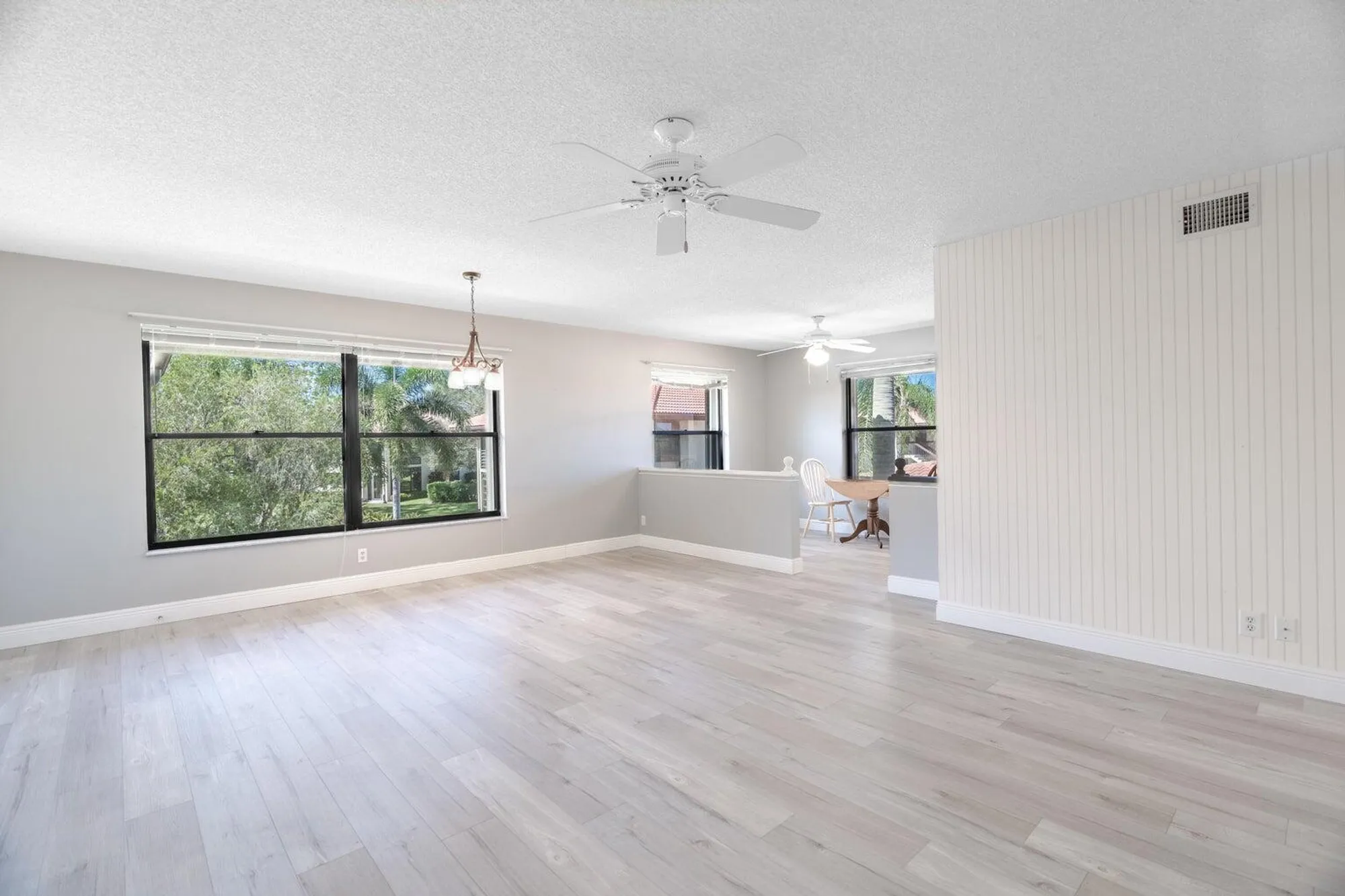 Property Slideshow image 3 of 35 | 450 sw south river dr 207, Stuart, FL, 34997