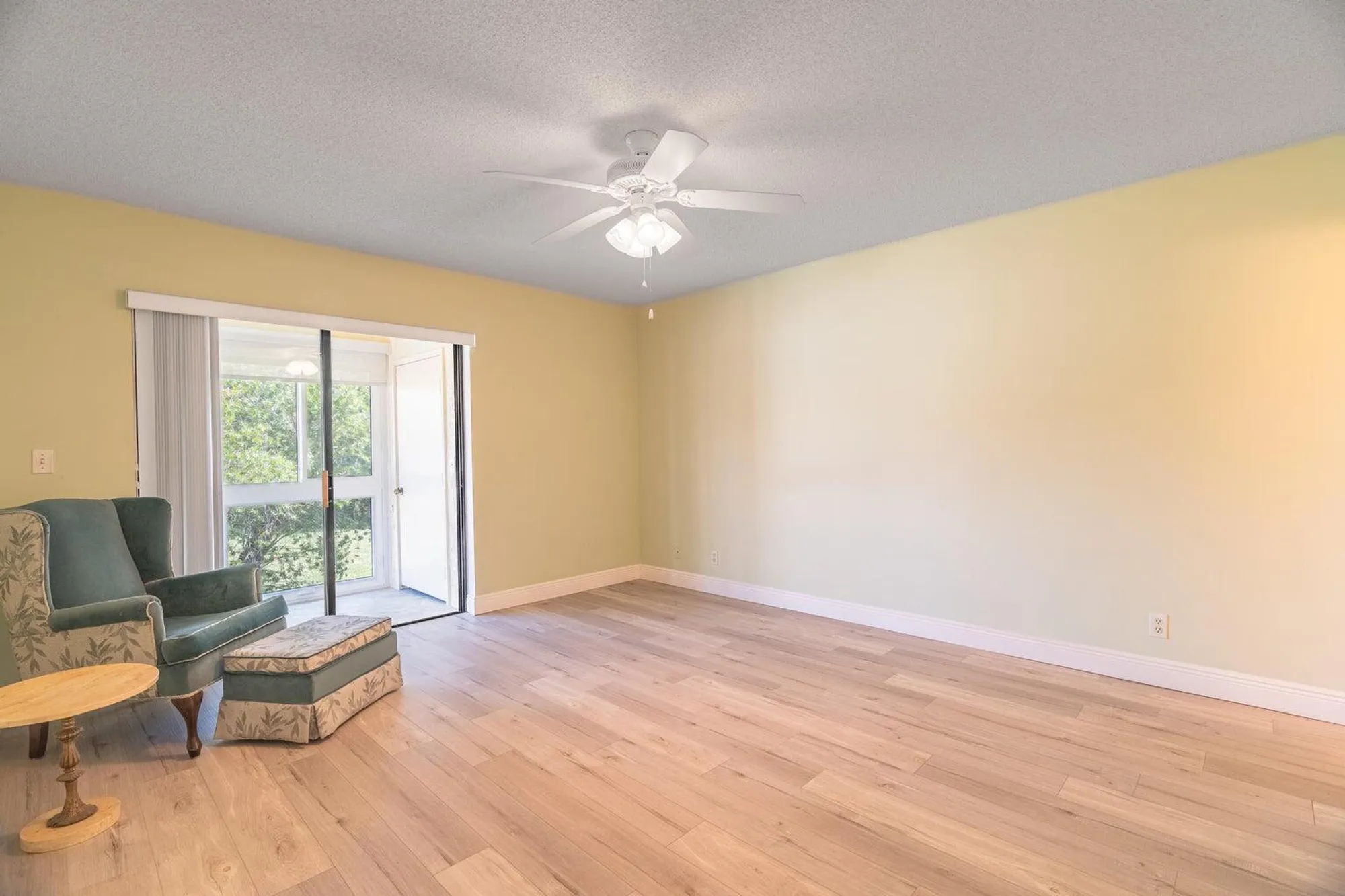 Property Slideshow image 11 of 35 | 450 sw south river dr 207, Stuart, FL, 34997