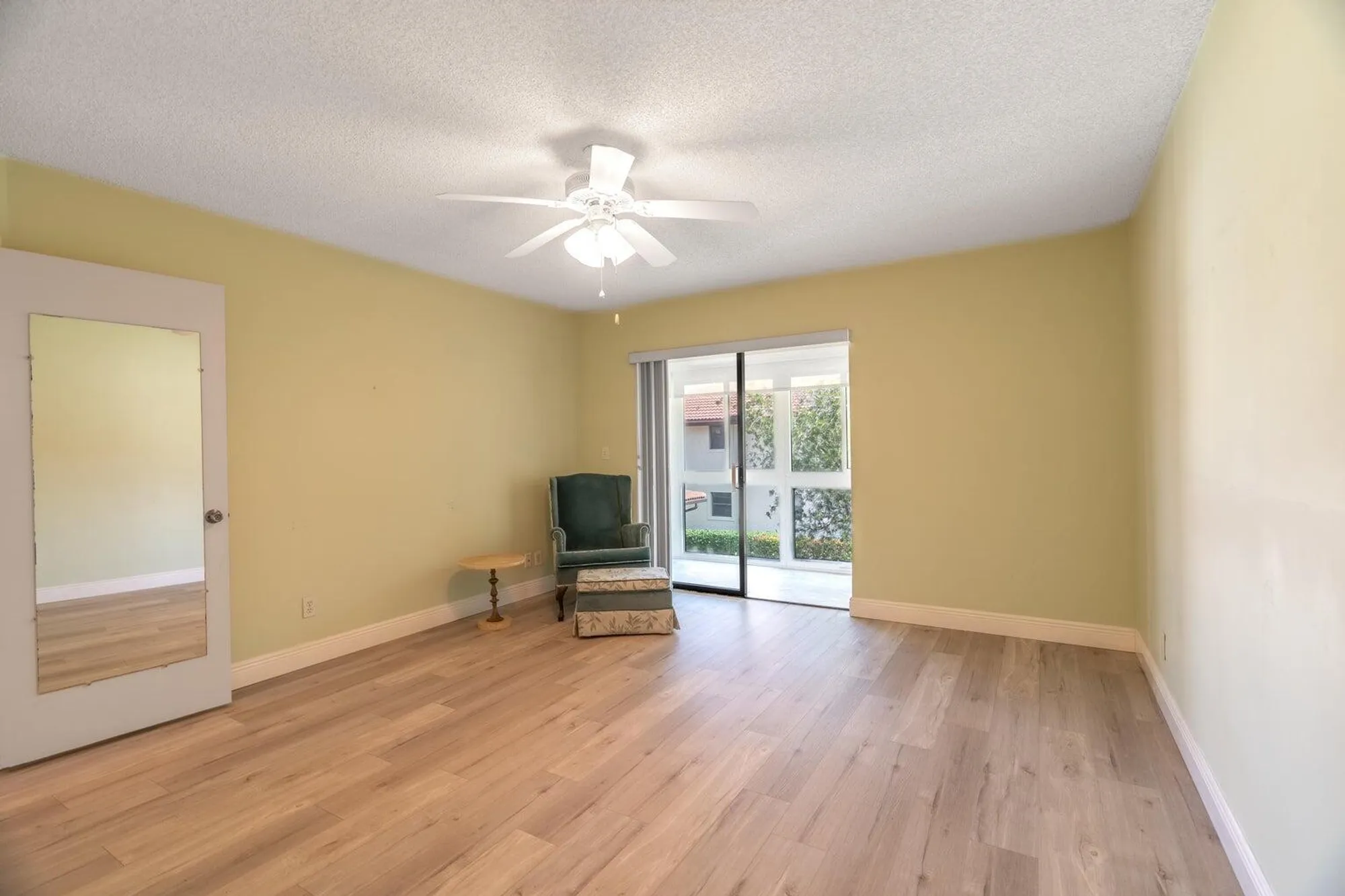 Property Slideshow image 12 of 35 | 450 sw south river dr 207, Stuart, FL, 34997
