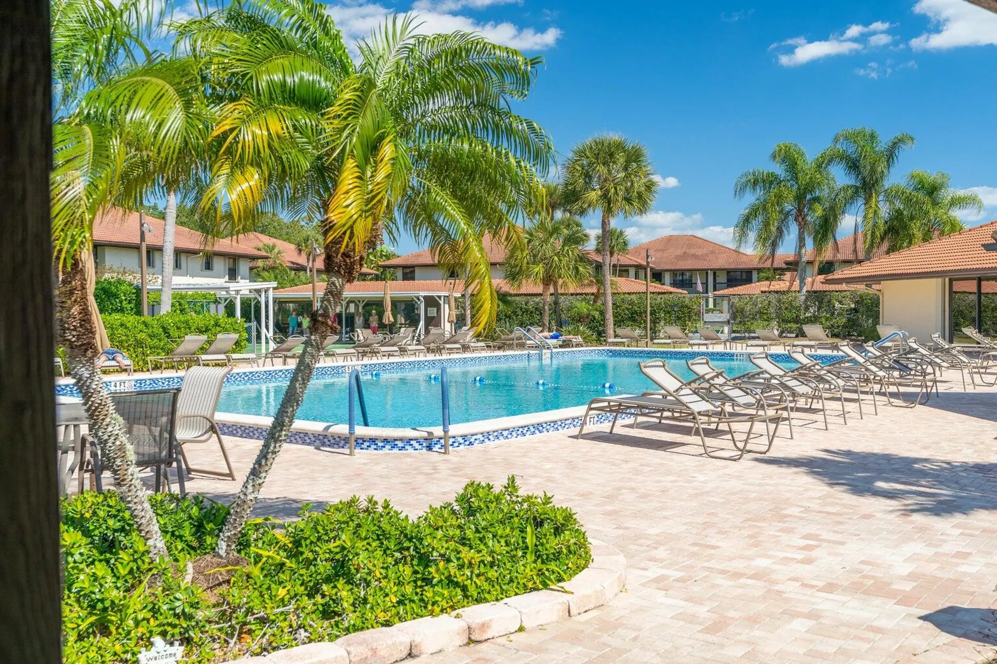 Property Slideshow image 22 of 31 | 331 sw south river dr 107, Stuart, FL, 34997