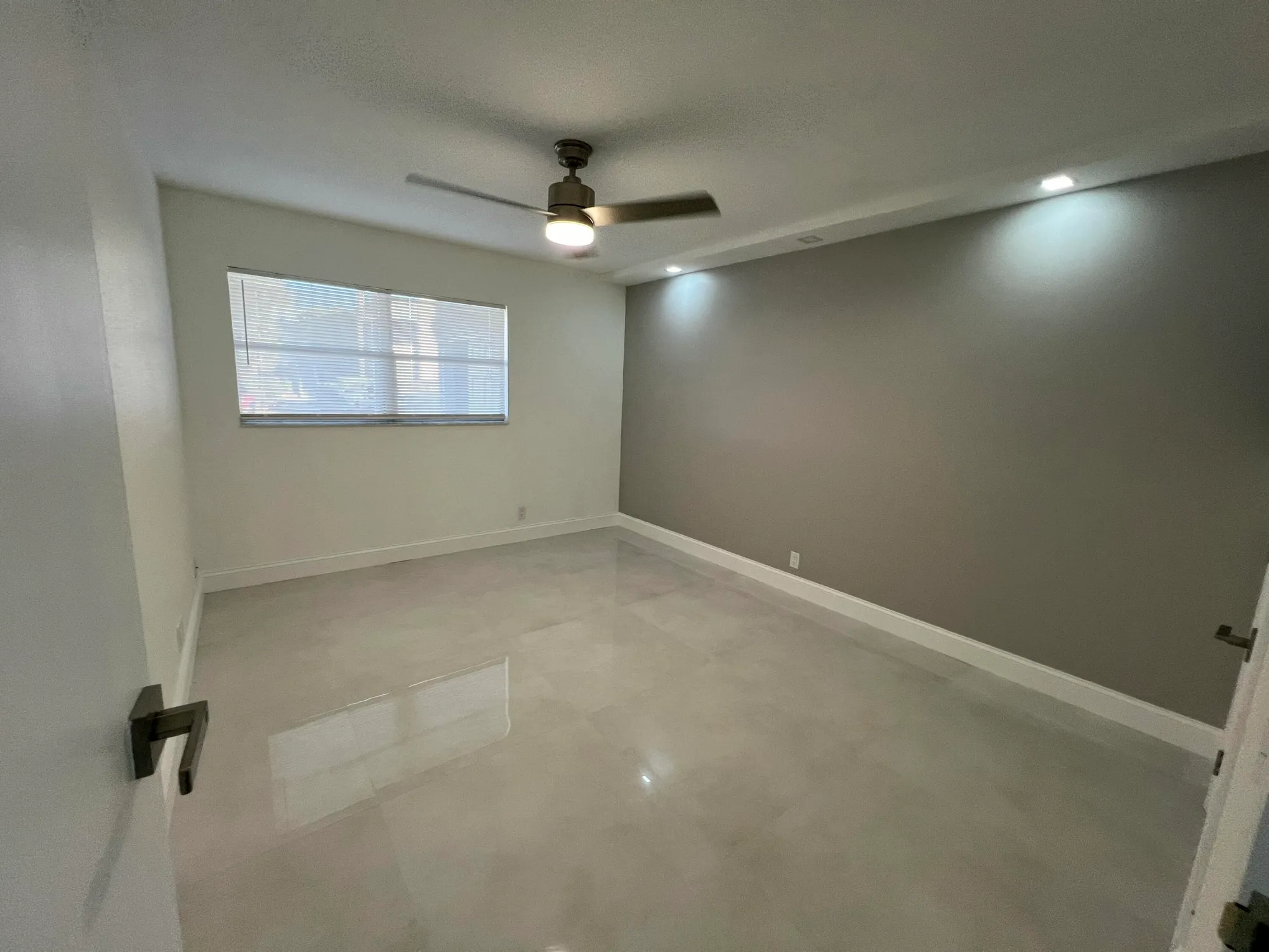 Property Slideshow image 26 of 31 | 440 saxony j j, Delray Beach, FL, 33446