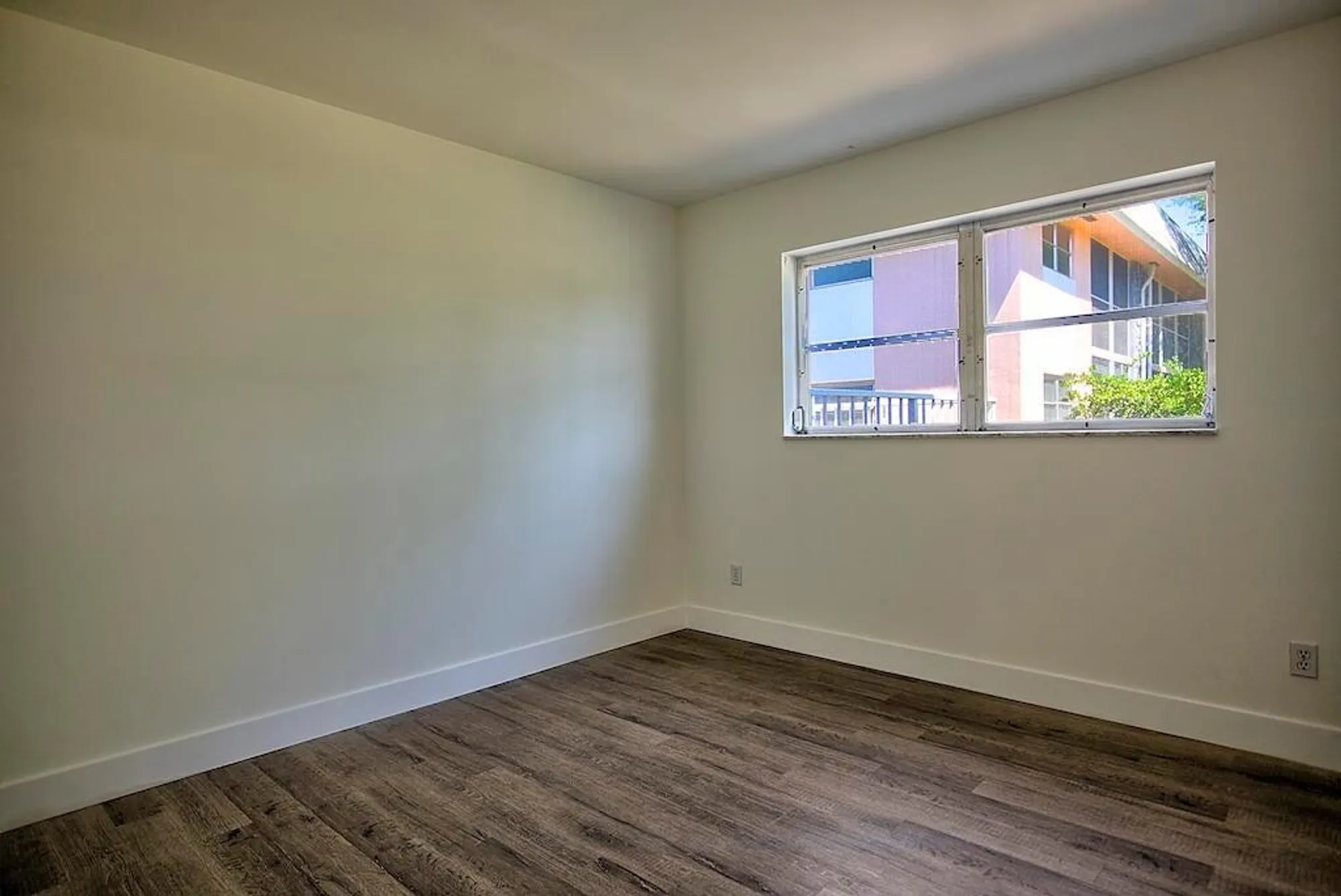 Property Slideshow image 8 of 13 | 18081 se country club dr 141, Jupiter, FL, 33469