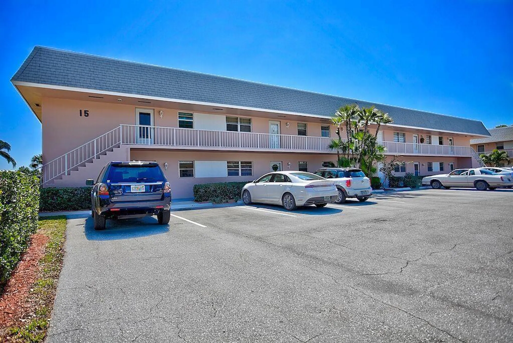 Property Slideshow image 11 of 13 | 18081 se country club dr 141, Jupiter, FL, 33469