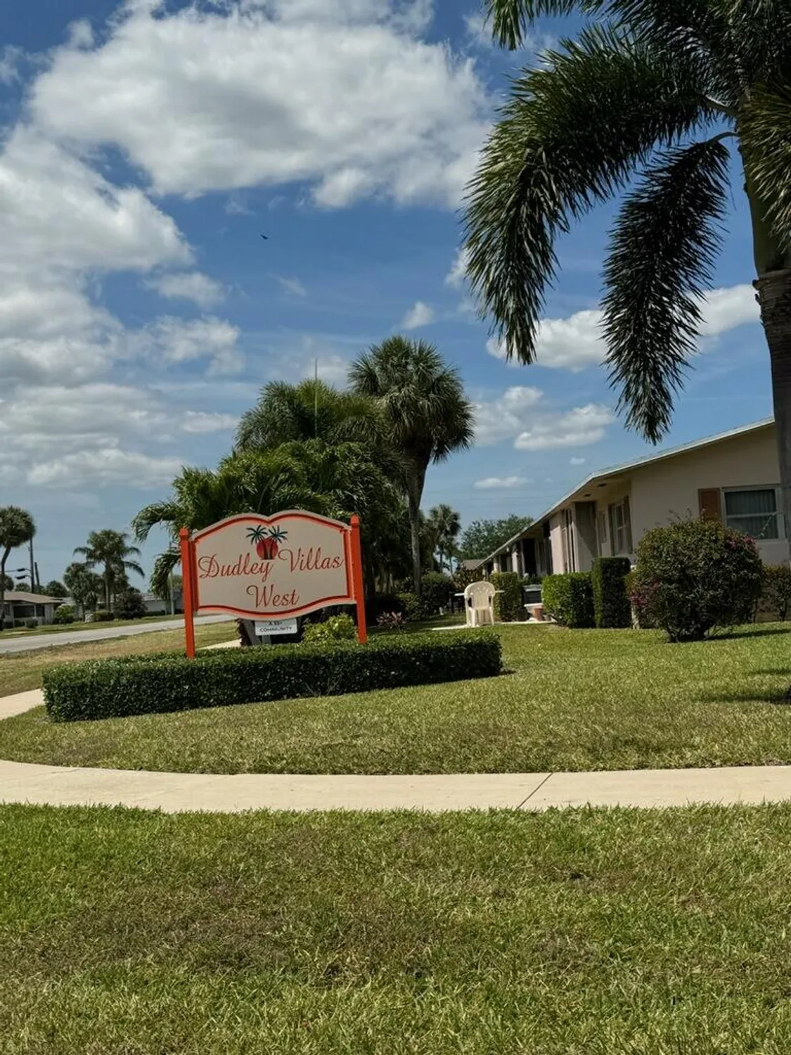 Property Slideshow image 1 of 17 | 2739 dudley dr c, West Palm Beach, FL, 33415
