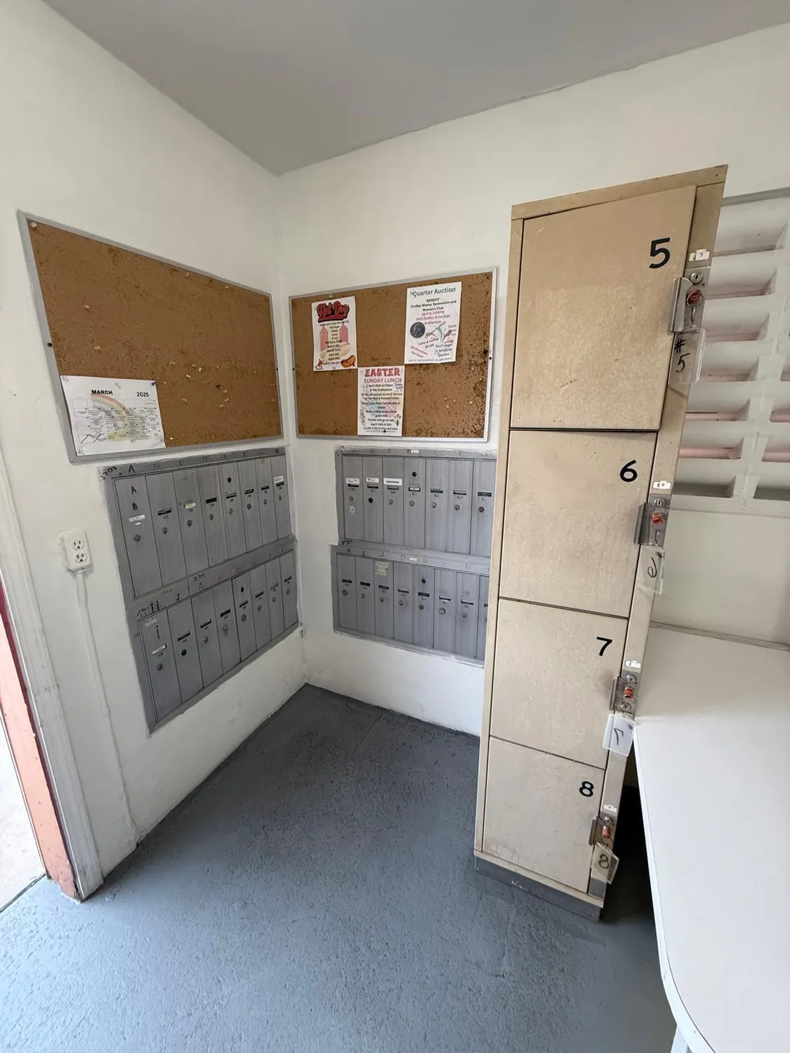 Property Slideshow image 14 of 17 | 2739 dudley dr c, West Palm Beach, FL, 33415