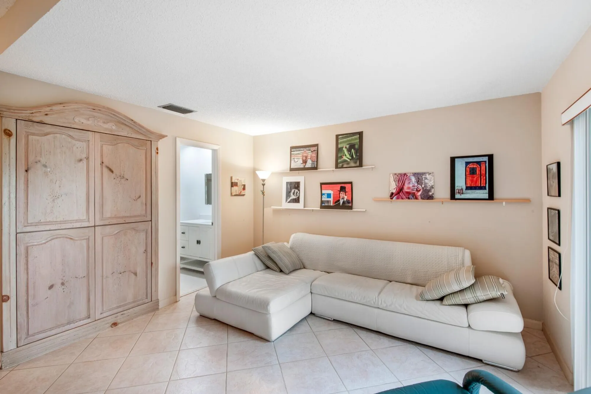 Property Slideshow image 7 of 24 | 5629 lakeview mews ct, Boynton Beach, FL, 33437