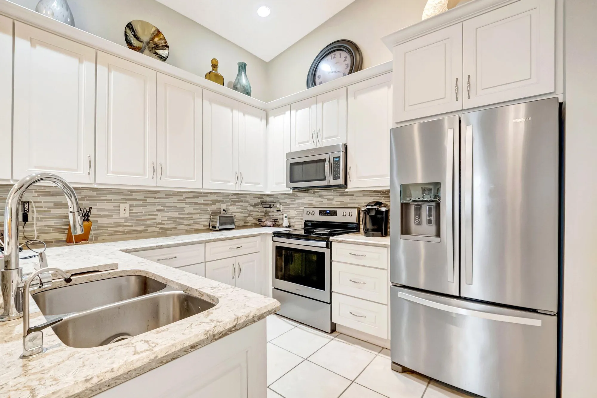 Property Slideshow image 15 of 70 | 8398 logia cir, Boynton Beach, FL, 33472