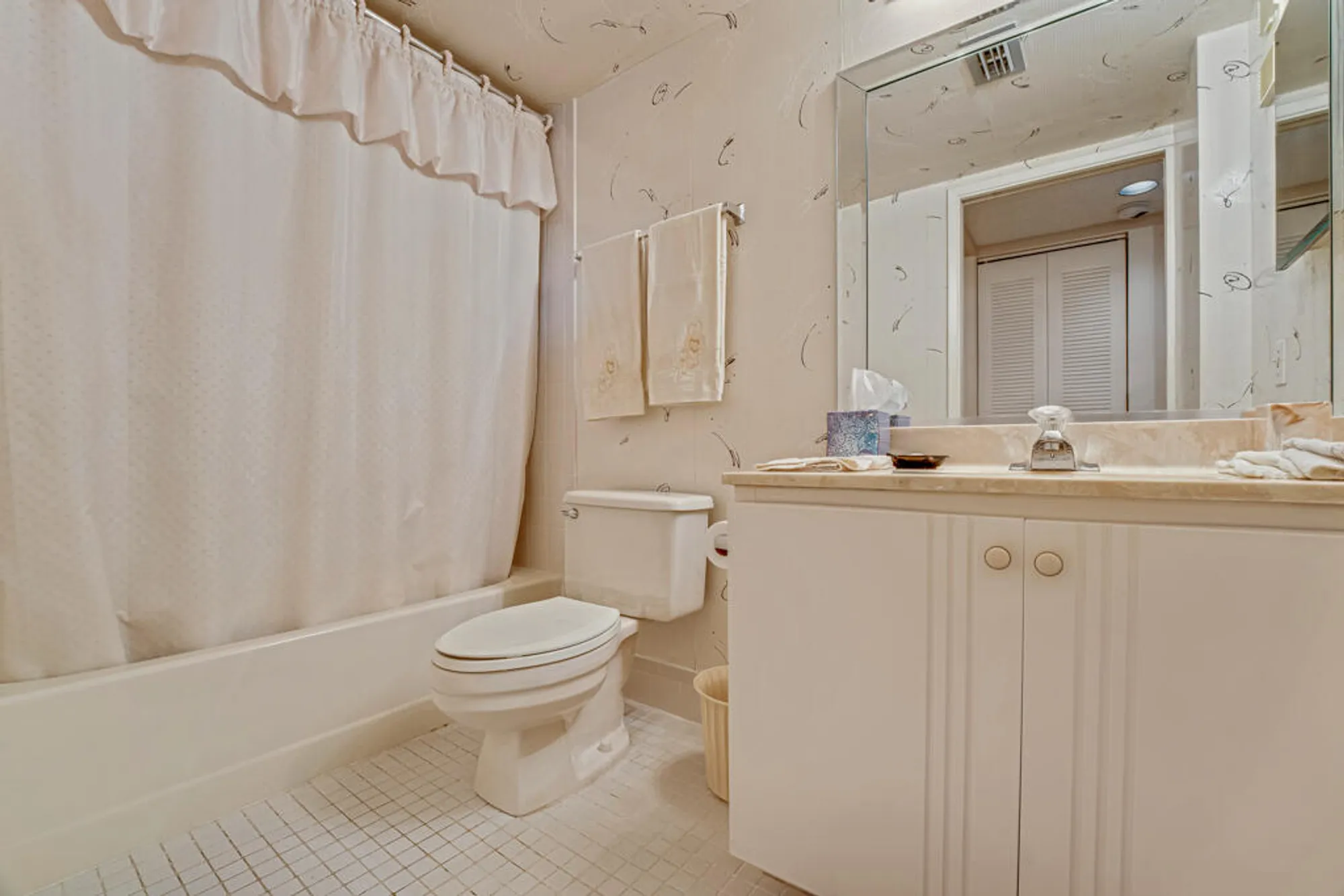 Property Slideshow image 18 of 24 | 7301 amberly ln 407, Delray Beach, FL, 33446