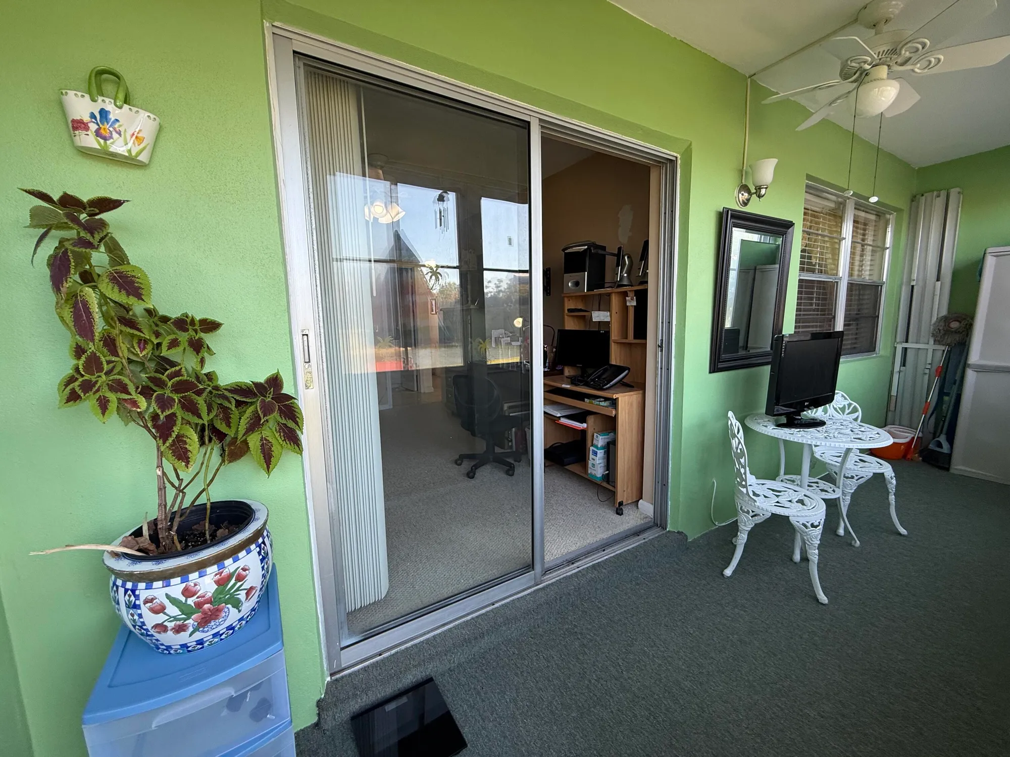 Property Slideshow image 9 of 20 | 81 camden d, West Palm Beach, FL, 33417