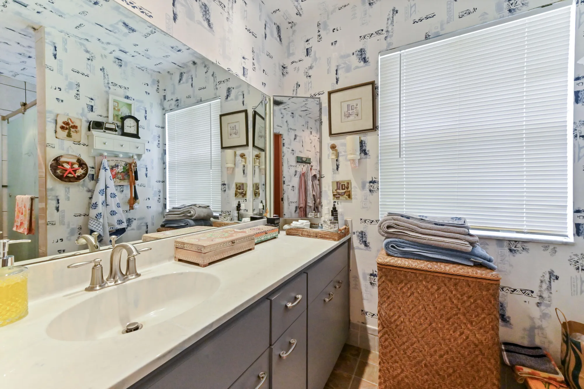 Property Slideshow image 24 of 50 | 1167 nw 23rd ln, Delray Beach, FL, 33445