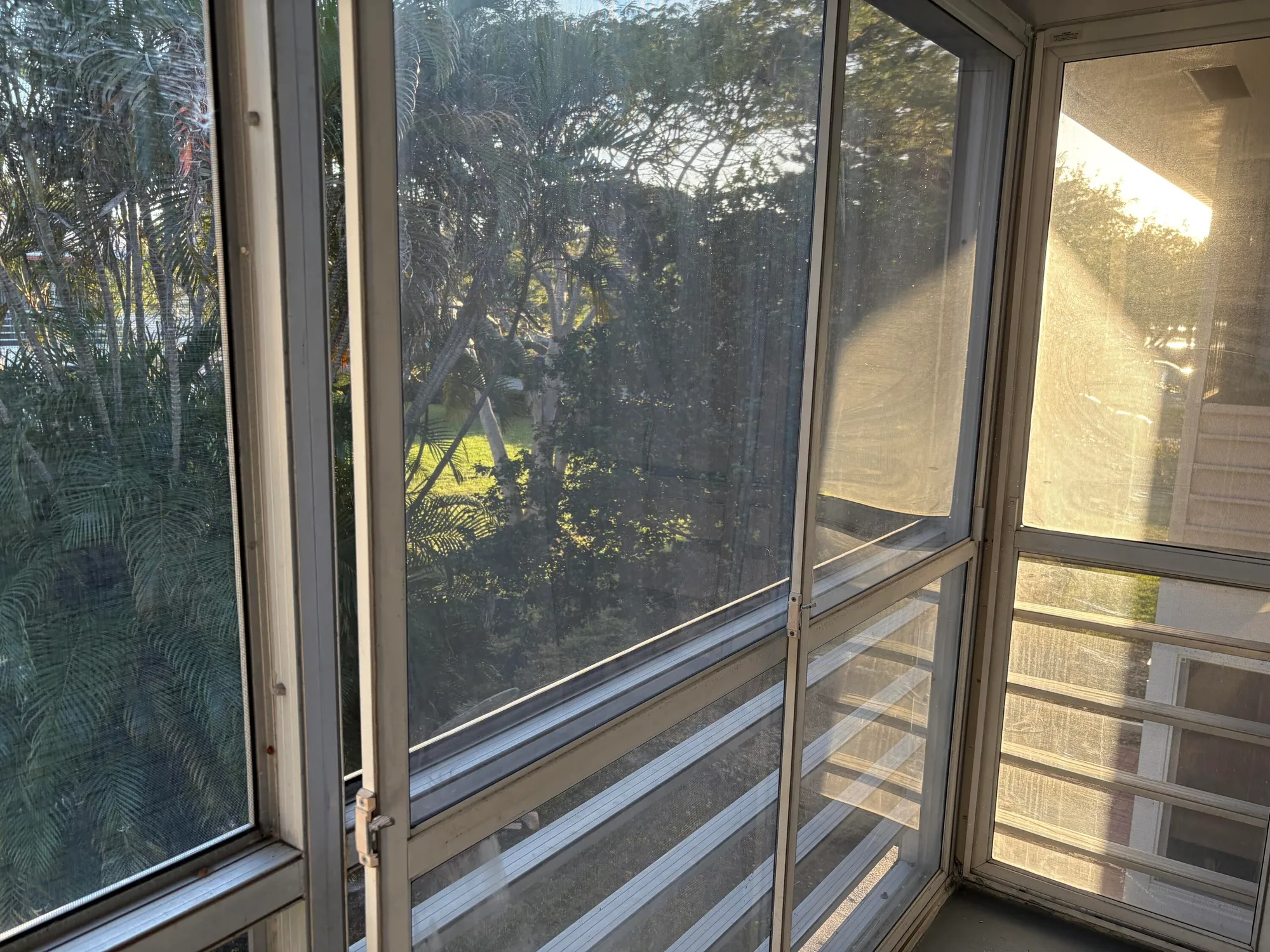 Property Slideshow image 13 of 22 | 111 waltham e unit e, West Palm Beach, FL, 33417