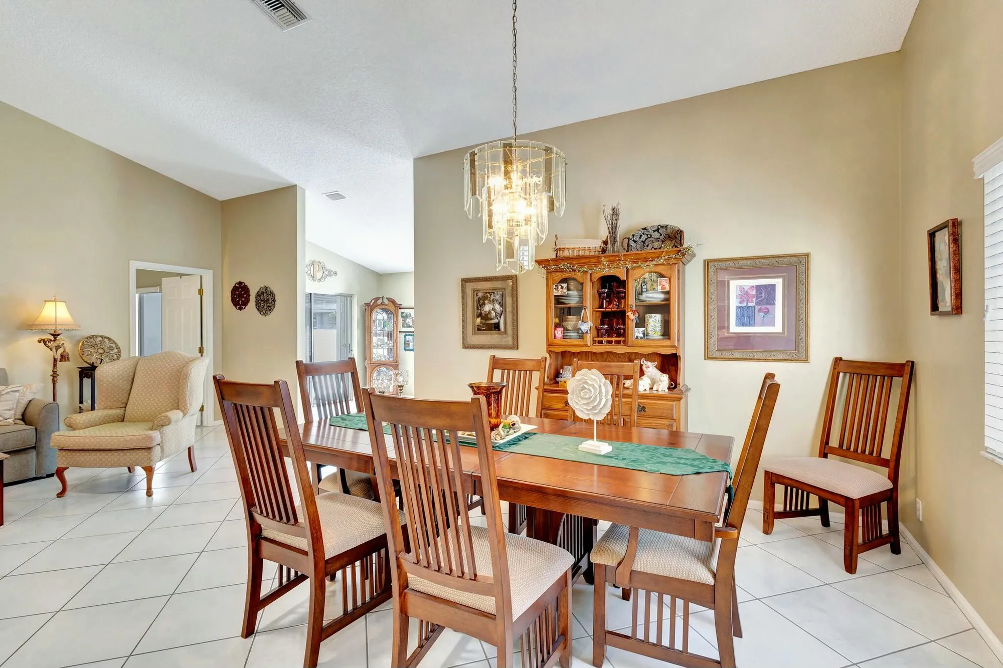 Property Slideshow image 14 of 65 | 3893 dafilee cir, West Palm Beach, FL, 33417