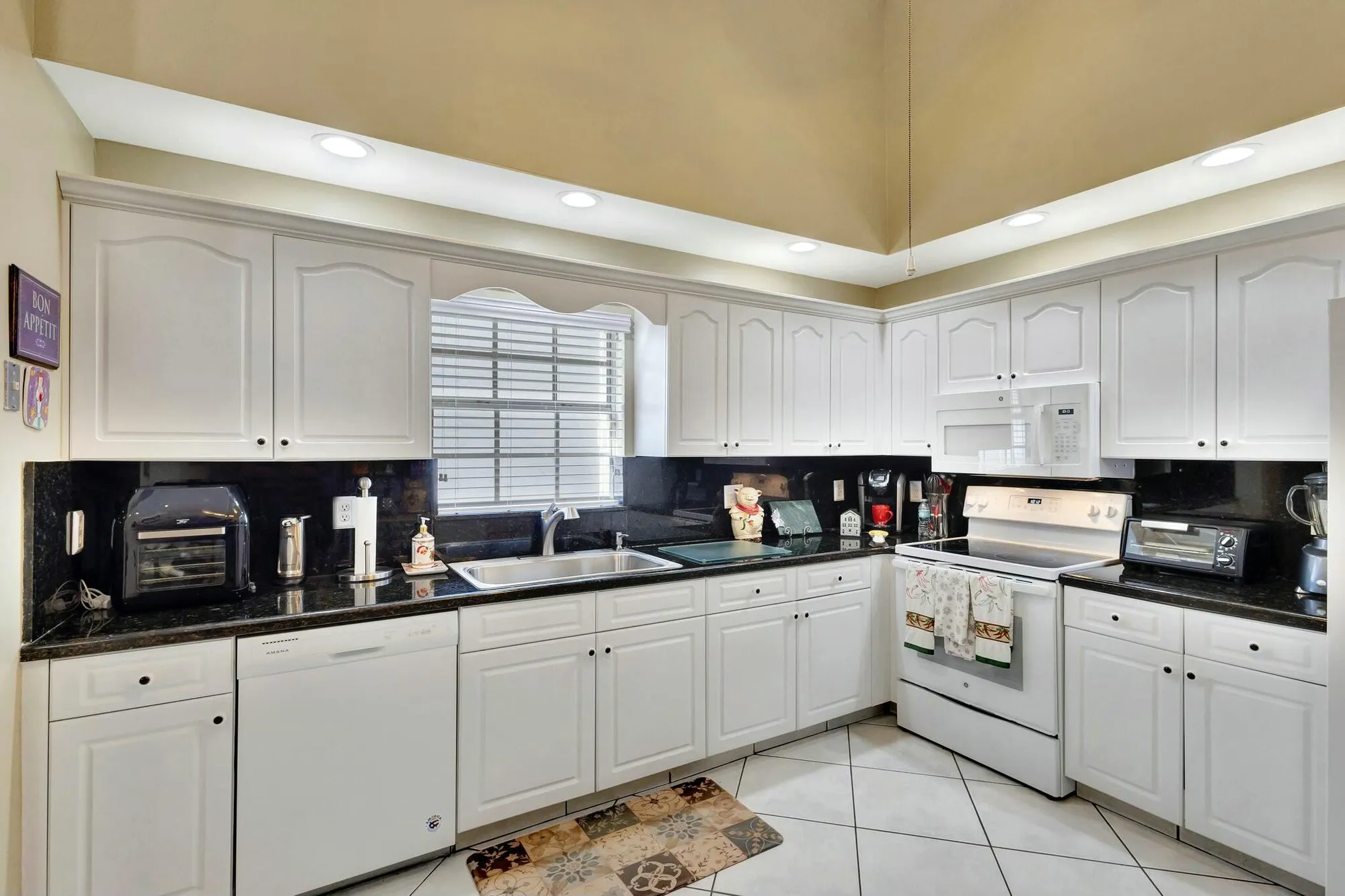 Property Slideshow image 20 of 65 | 3893 dafilee cir, West Palm Beach, FL, 33417