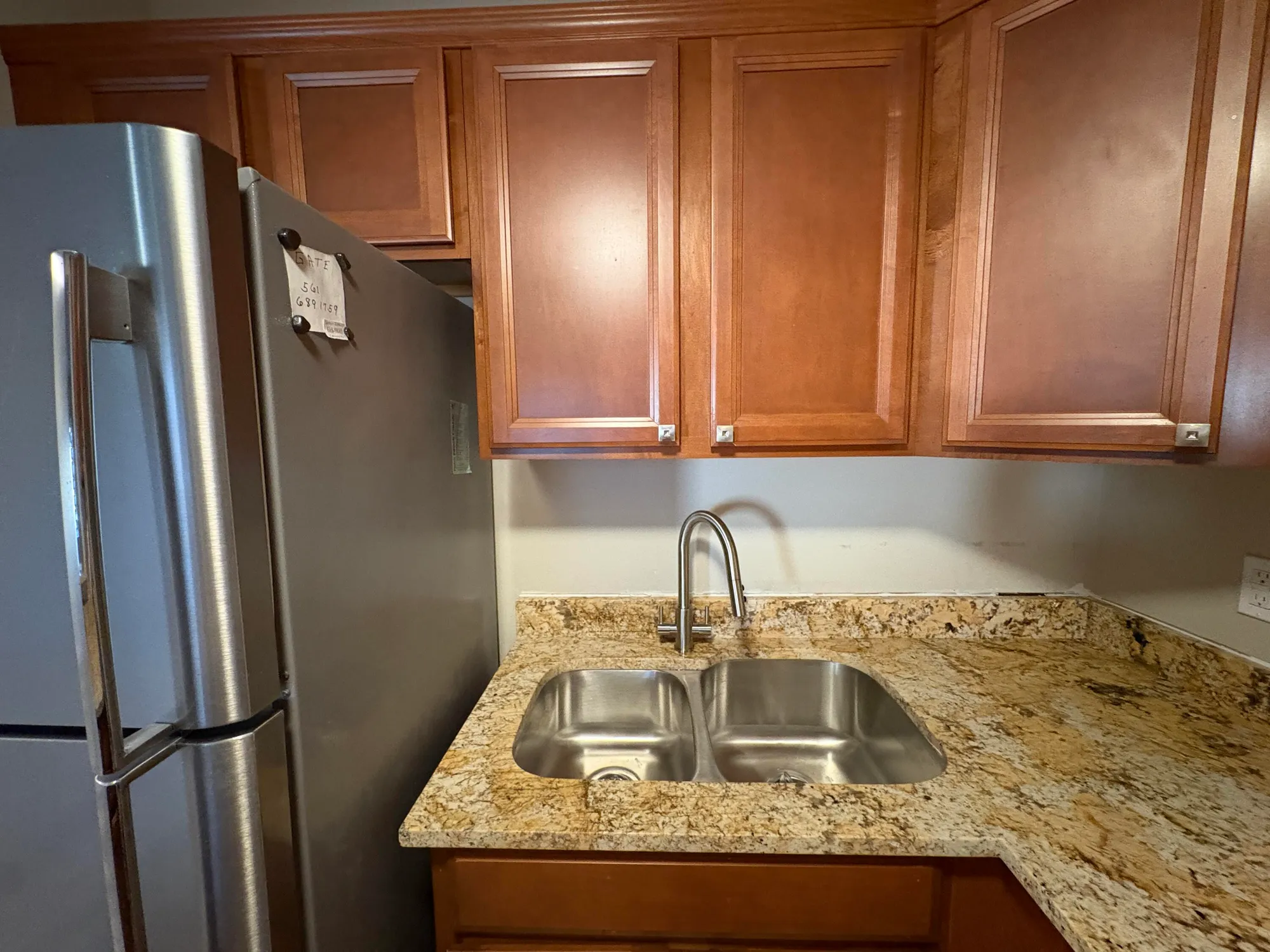 Property Slideshow image 3 of 22 | 111 waltham e unit e, West Palm Beach, FL, 33417