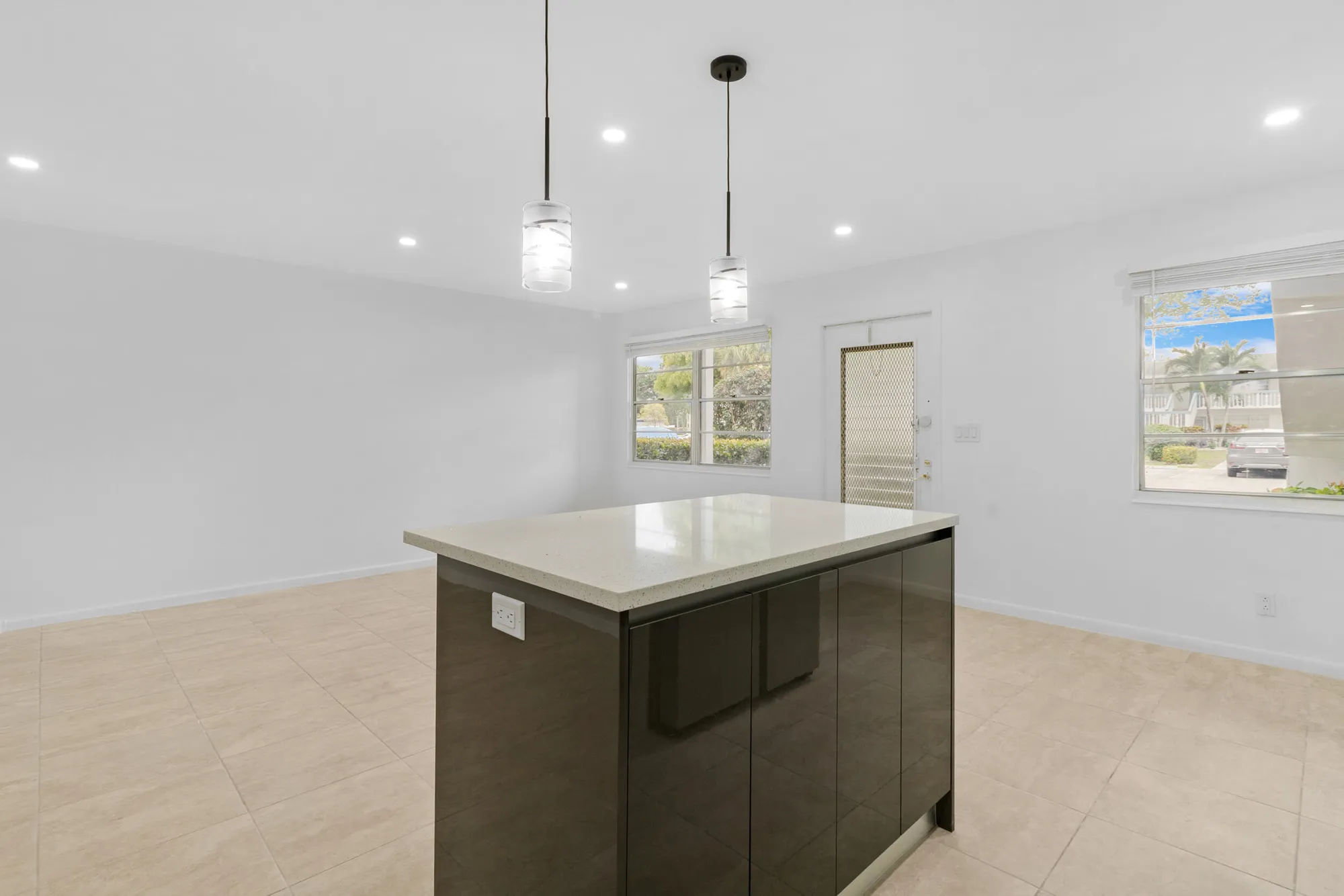 Property Slideshow image 10 of 24 | 1039 newport h, Deerfield Beach, FL, 33442