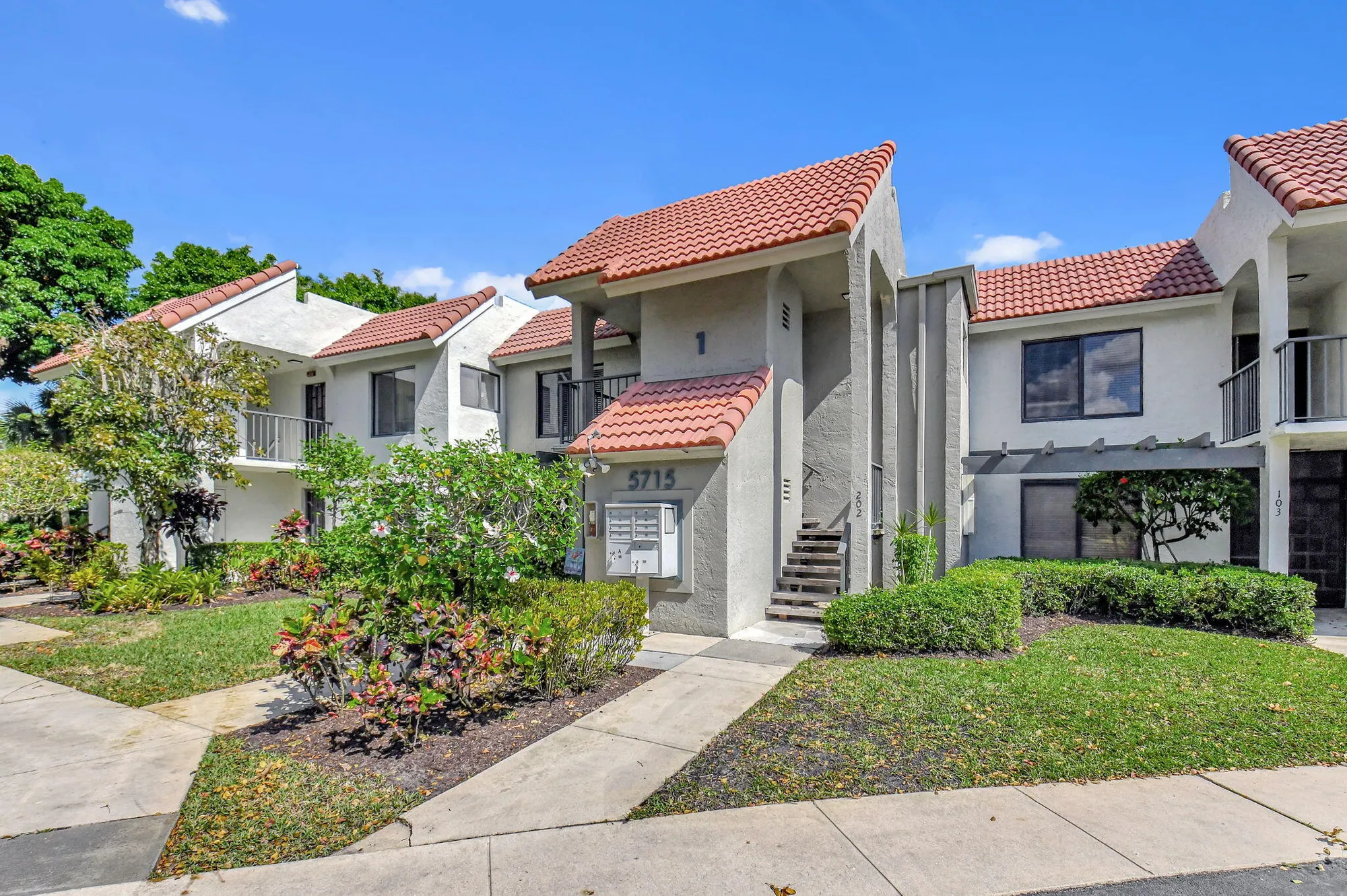 Property Slideshow image 2 of 79 | 5715 fairway park dr 201, Boynton Beach, FL, 33437