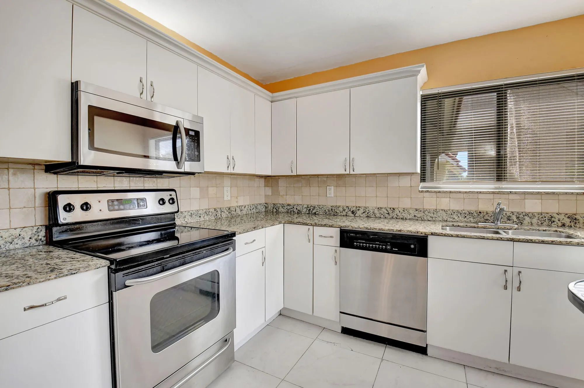 Property Slideshow image 7 of 79 | 5715 fairway park dr 201, Boynton Beach, FL, 33437