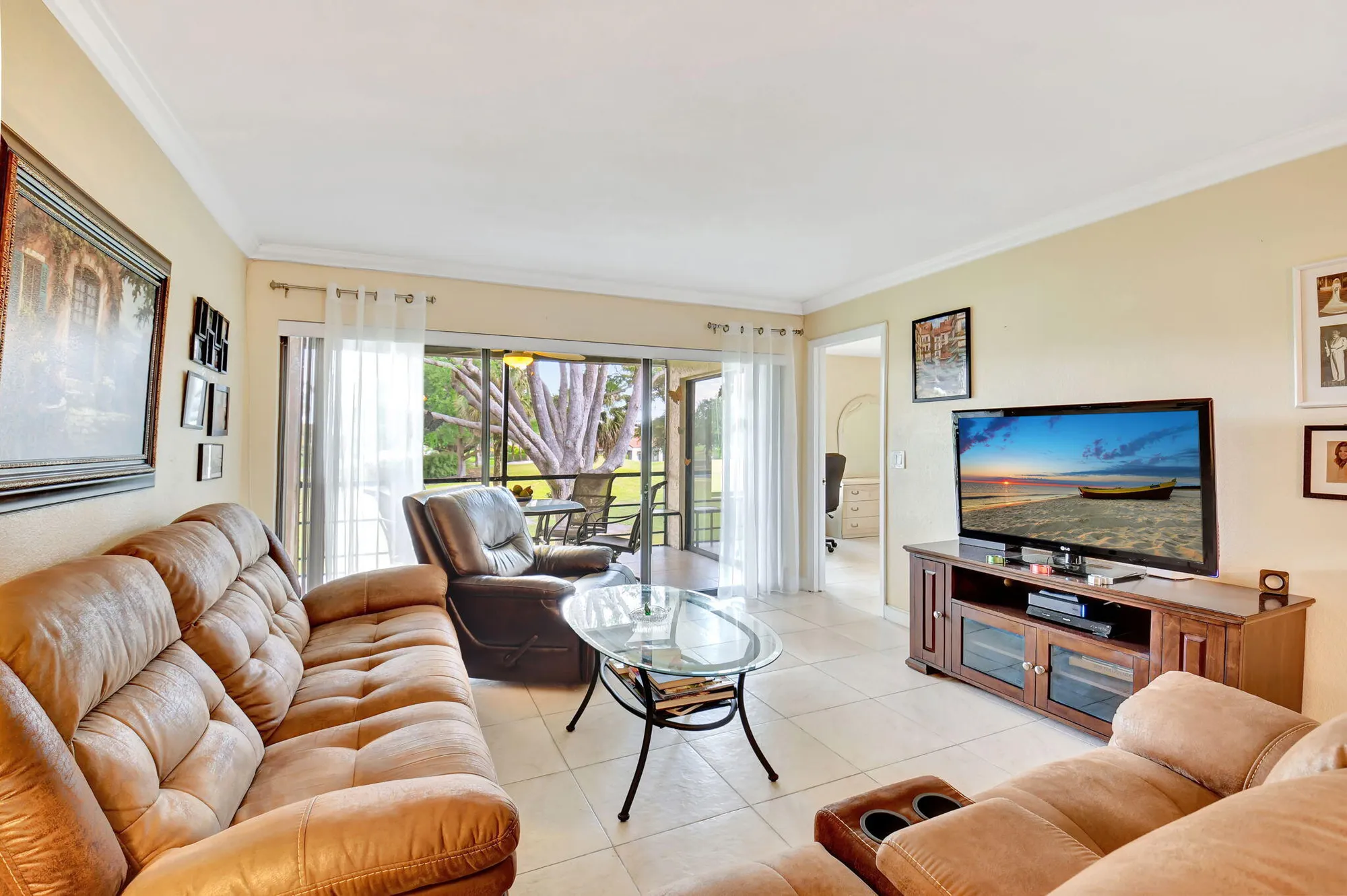 Property Slideshow image 10 of 79 | 5715 fairway park dr 201, Boynton Beach, FL, 33437