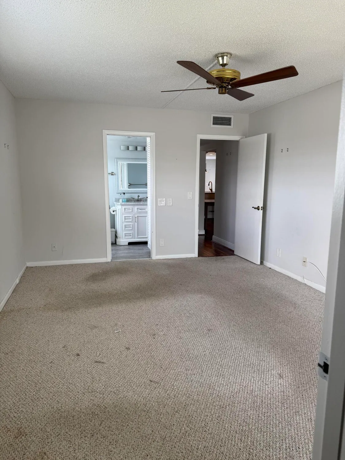 Property Slideshow image 12 of 18 | 4073 exeter e, Boca Raton, FL, 33434