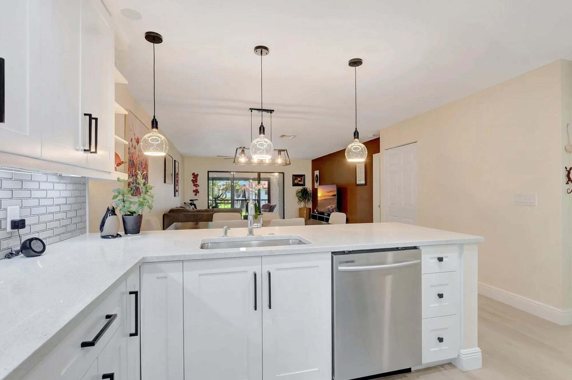 Property Slideshow image 7 of 30 | 21364 cypress hammock dr apt 1j, Boca Raton, FL, 33428