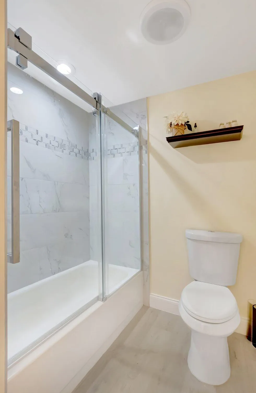 Property Slideshow image 17 of 30 | 21364 cypress hammock dr apt 1j, Boca Raton, FL, 33428