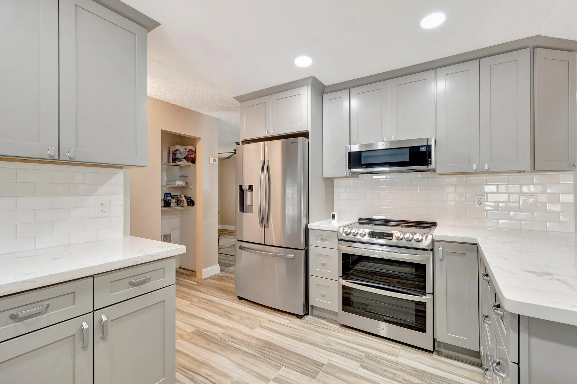 Property Slideshow image 10 of 54 | 2012 sw 15th st, Boynton Beach, FL, 33426