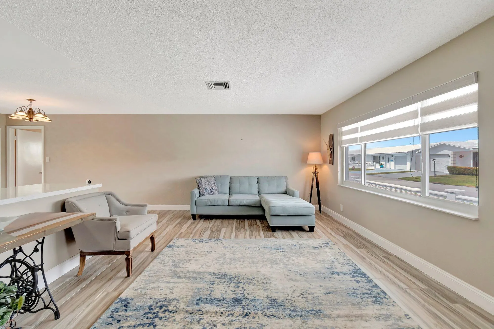 Property Slideshow image 30 of 54 | 2012 sw 15th st, Boynton Beach, FL, 33426