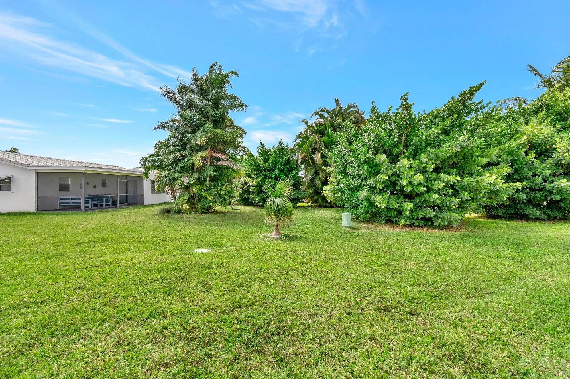 Property Slideshow image 36 of 54 | 2012 sw 15th st, Boynton Beach, FL, 33426