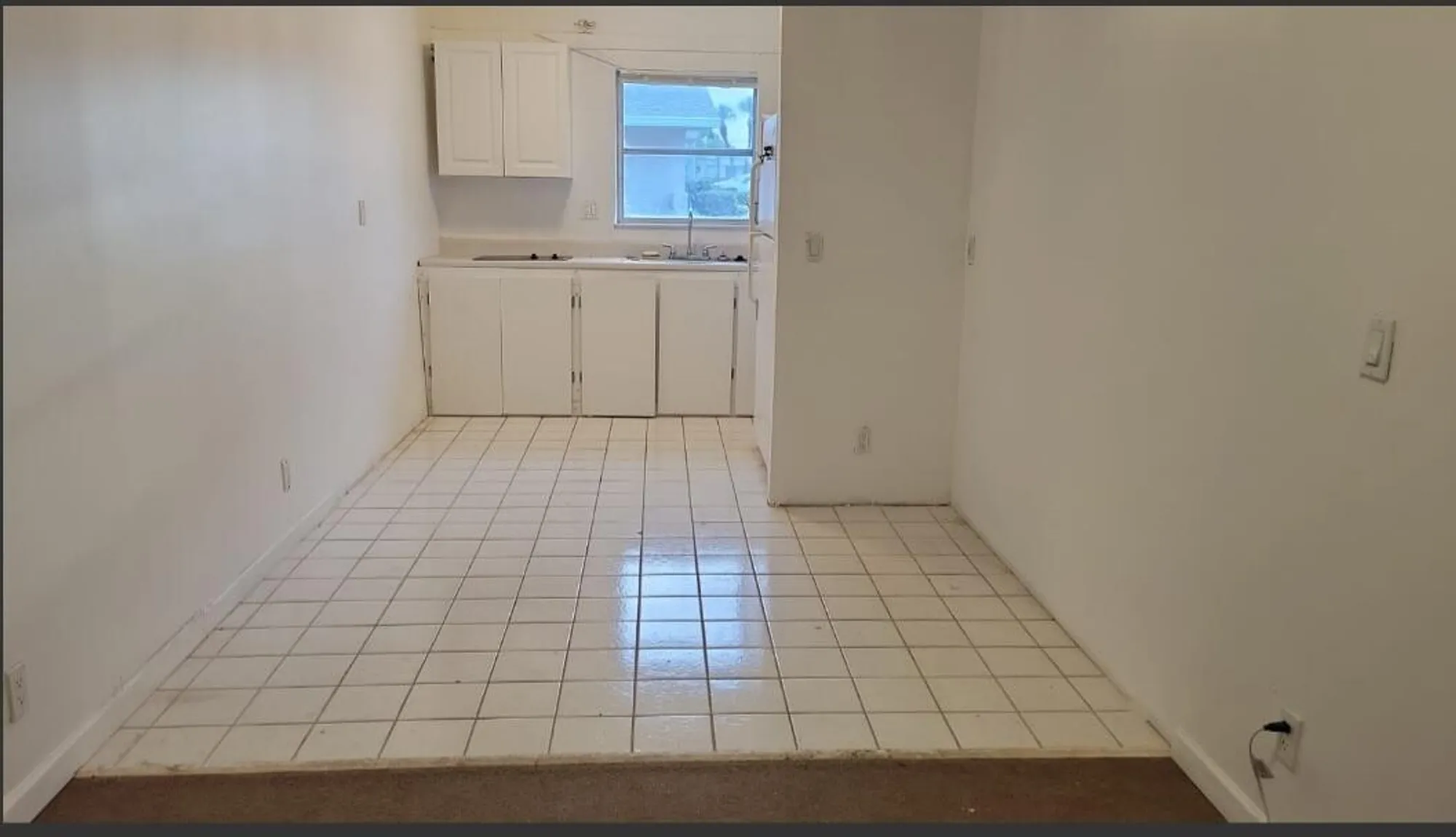 Property Slideshow image 6 of 17 | 2739 dudley dr c, West Palm Beach, FL, 33415