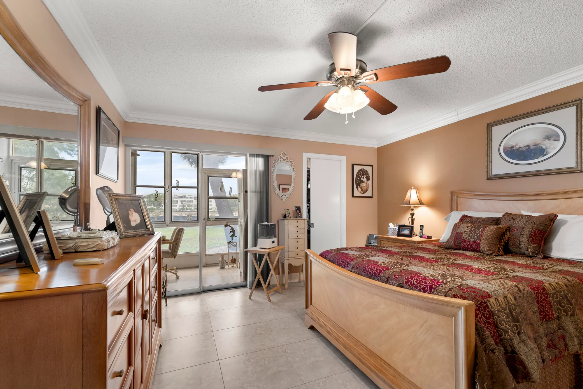 Property Slideshow image 10 of 21 | 110 greenbrier b, West Palm Beach, FL, 33417