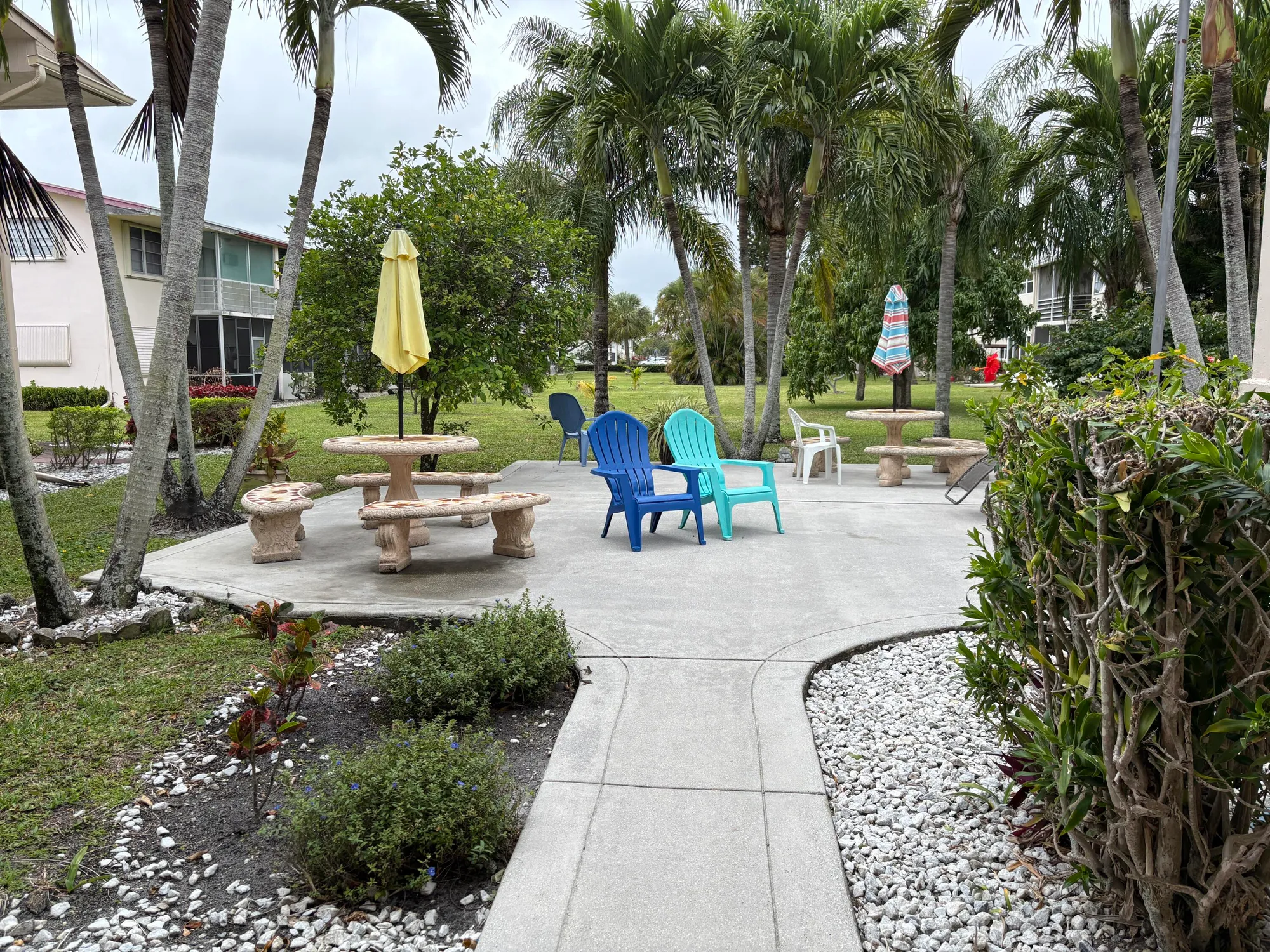 Property Slideshow image 6 of 33 | 138 waltham f, West Palm Beach, FL, 33417