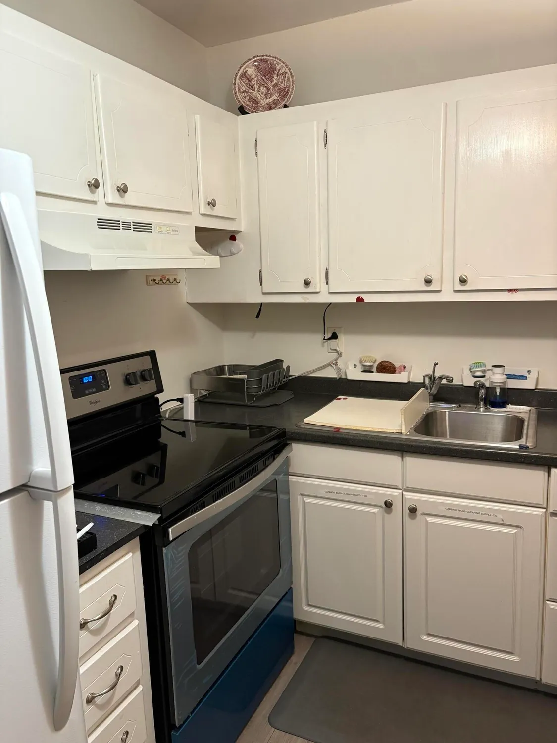 Property Slideshow image 9 of 33 | 138 waltham f, West Palm Beach, FL, 33417