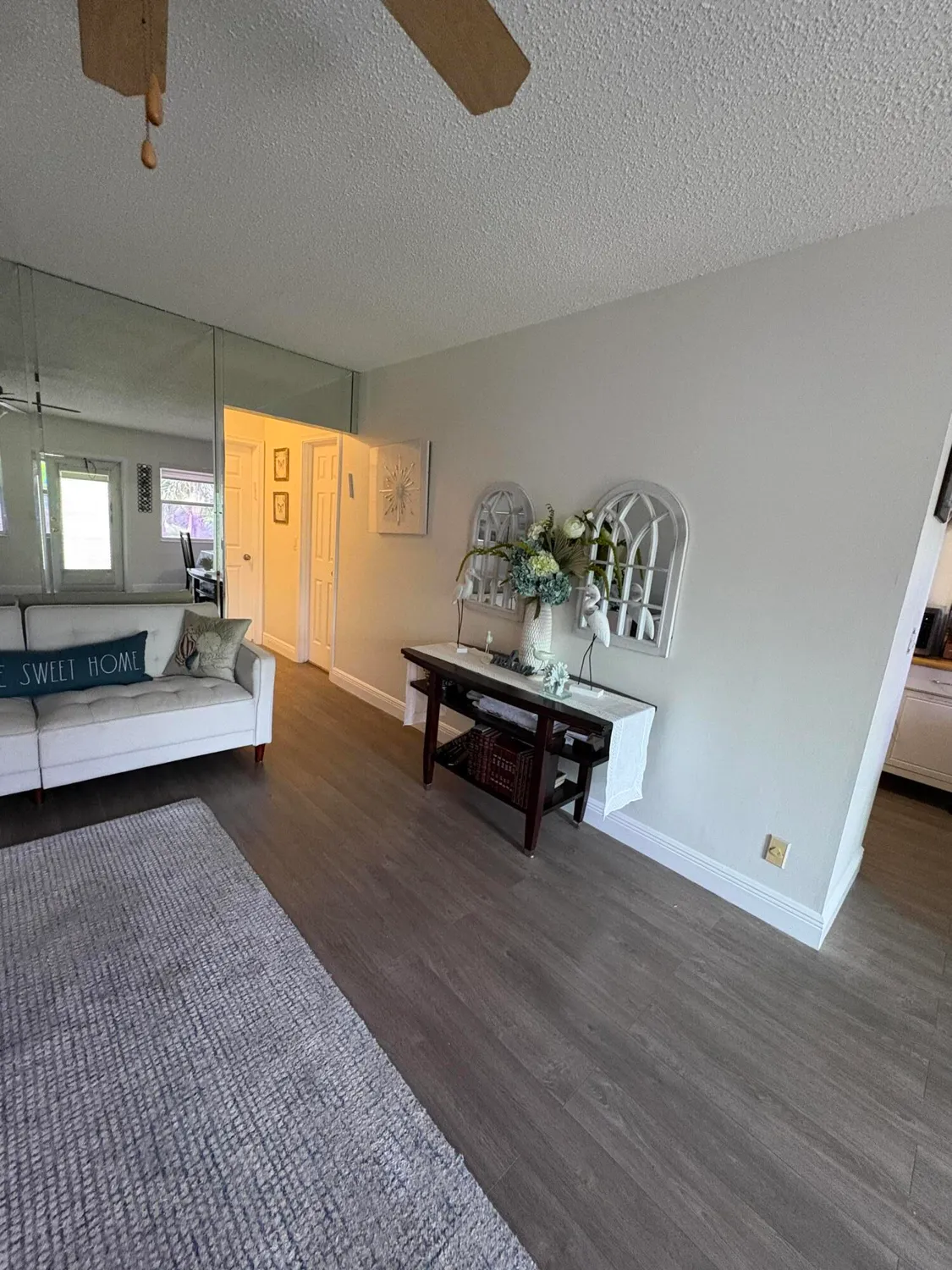 Property Slideshow image 12 of 33 | 138 waltham f, West Palm Beach, FL, 33417