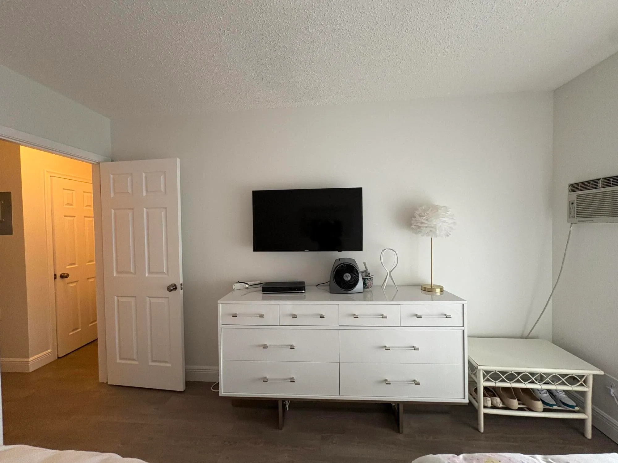 Property Slideshow image 16 of 33 | 138 waltham f, West Palm Beach, FL, 33417