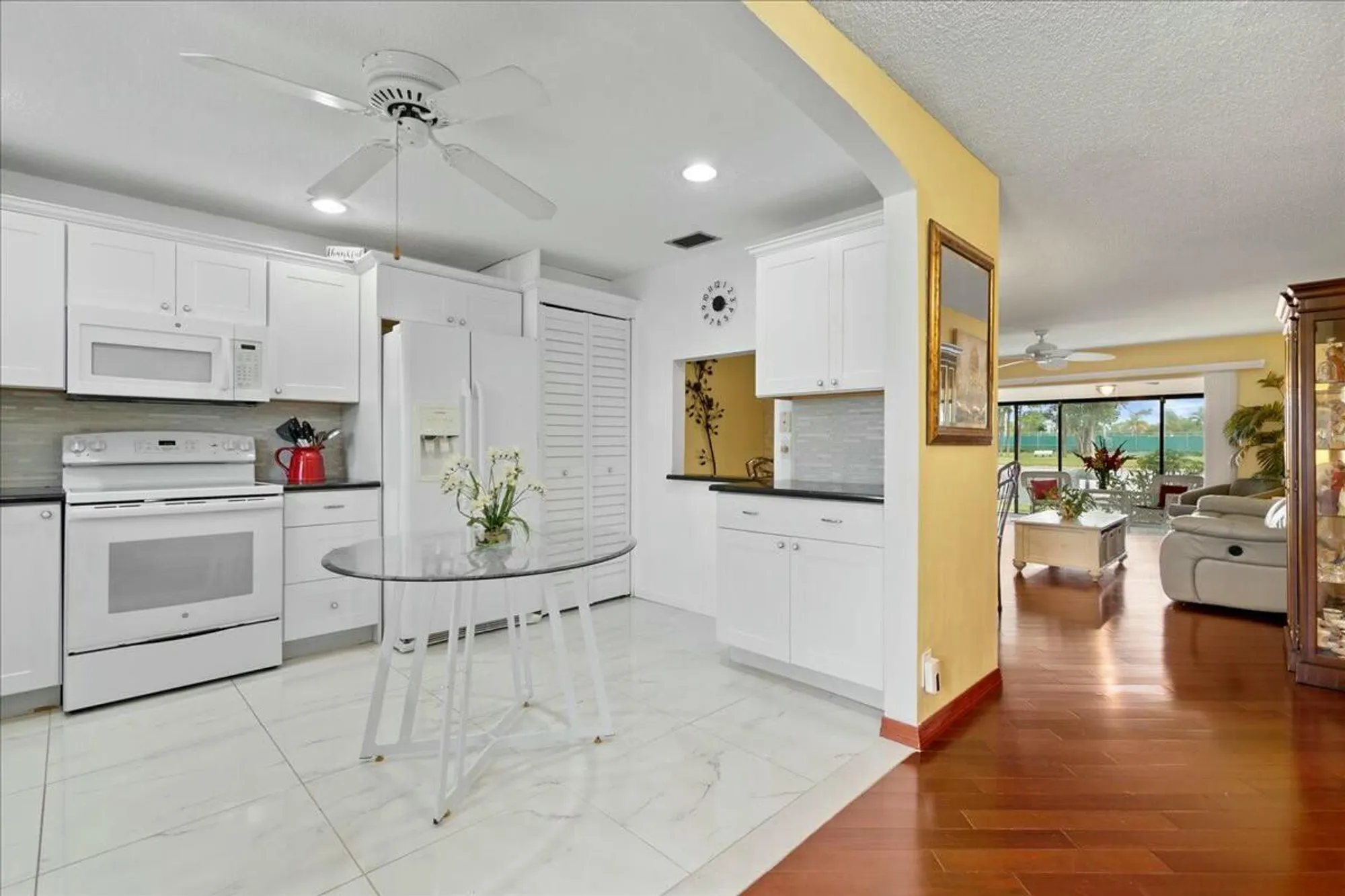 Property Slideshow image 2 of 22 | 603 laconia cir, Lake Worth, FL, 33467
