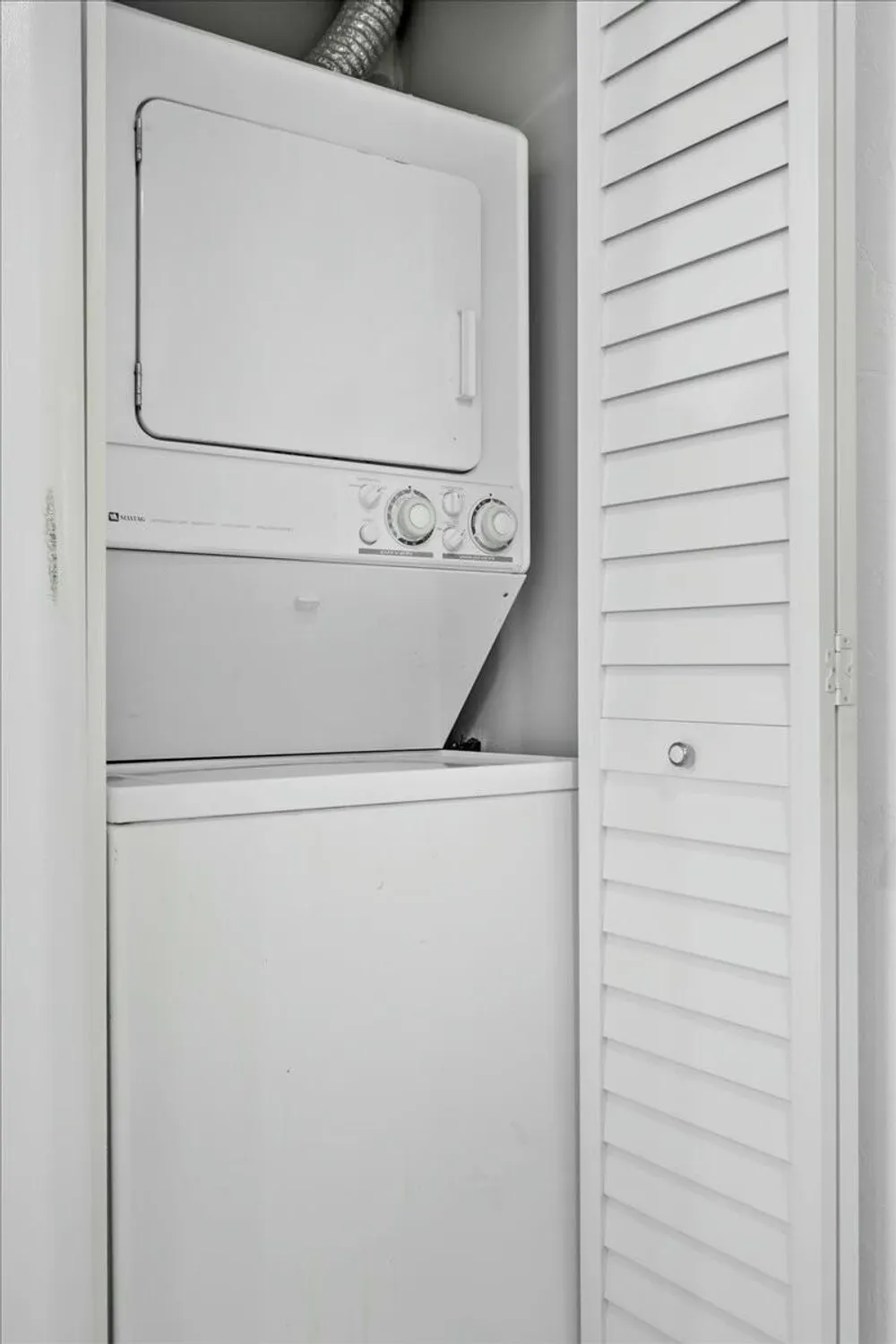 Property Slideshow image 17 of 22 | 603 laconia cir, Lake Worth, FL, 33467