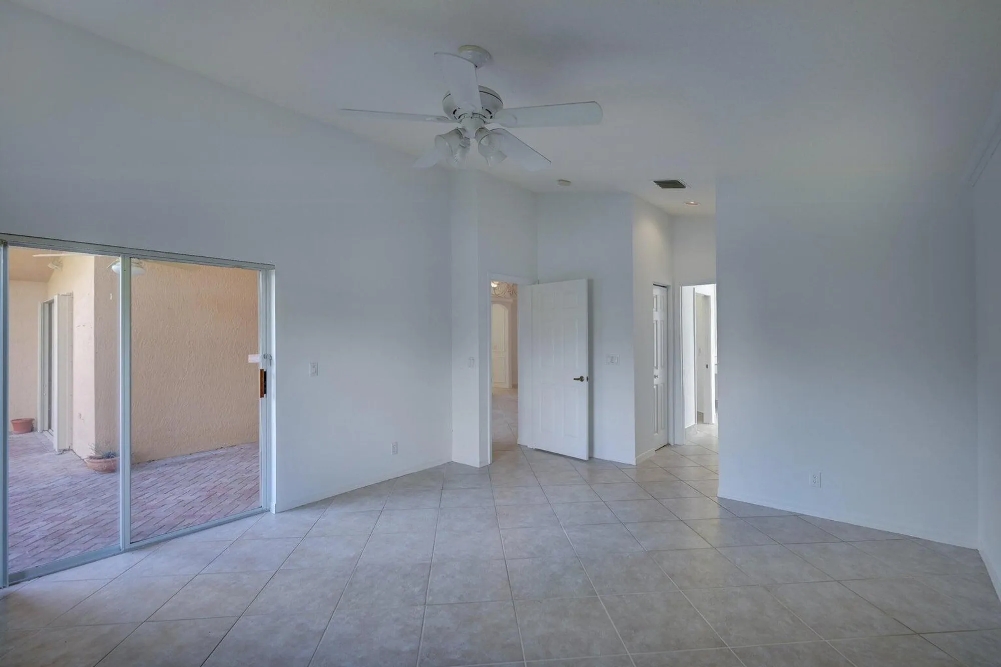 Property Slideshow image 15 of 51 | 6523 via trento, Delray Beach, FL, 33446