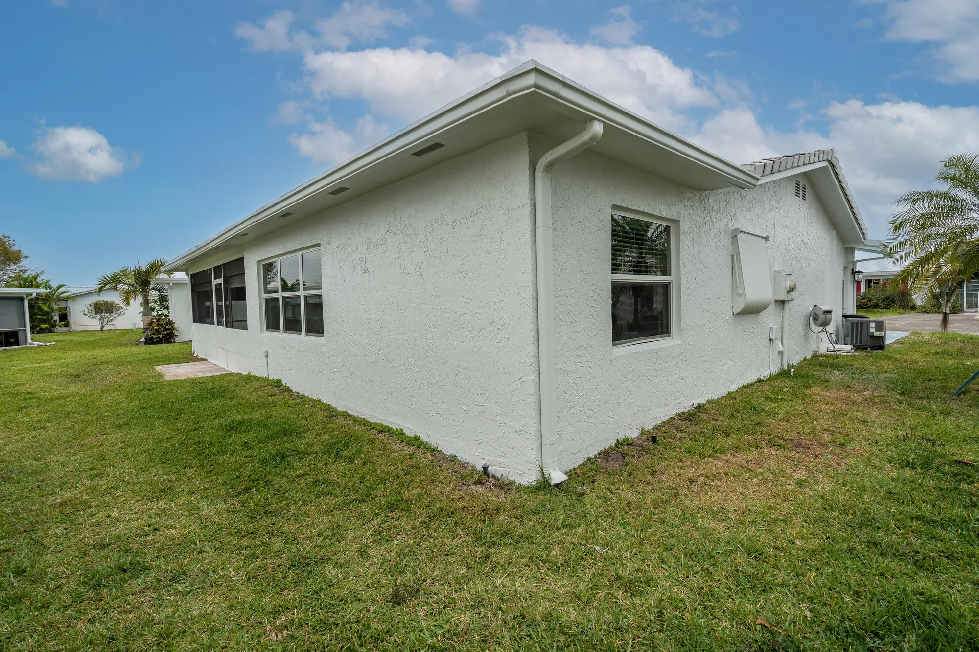 Property Slideshow image 29 of 30 | 2105 alfred dr, Boynton Beach, FL, 33426