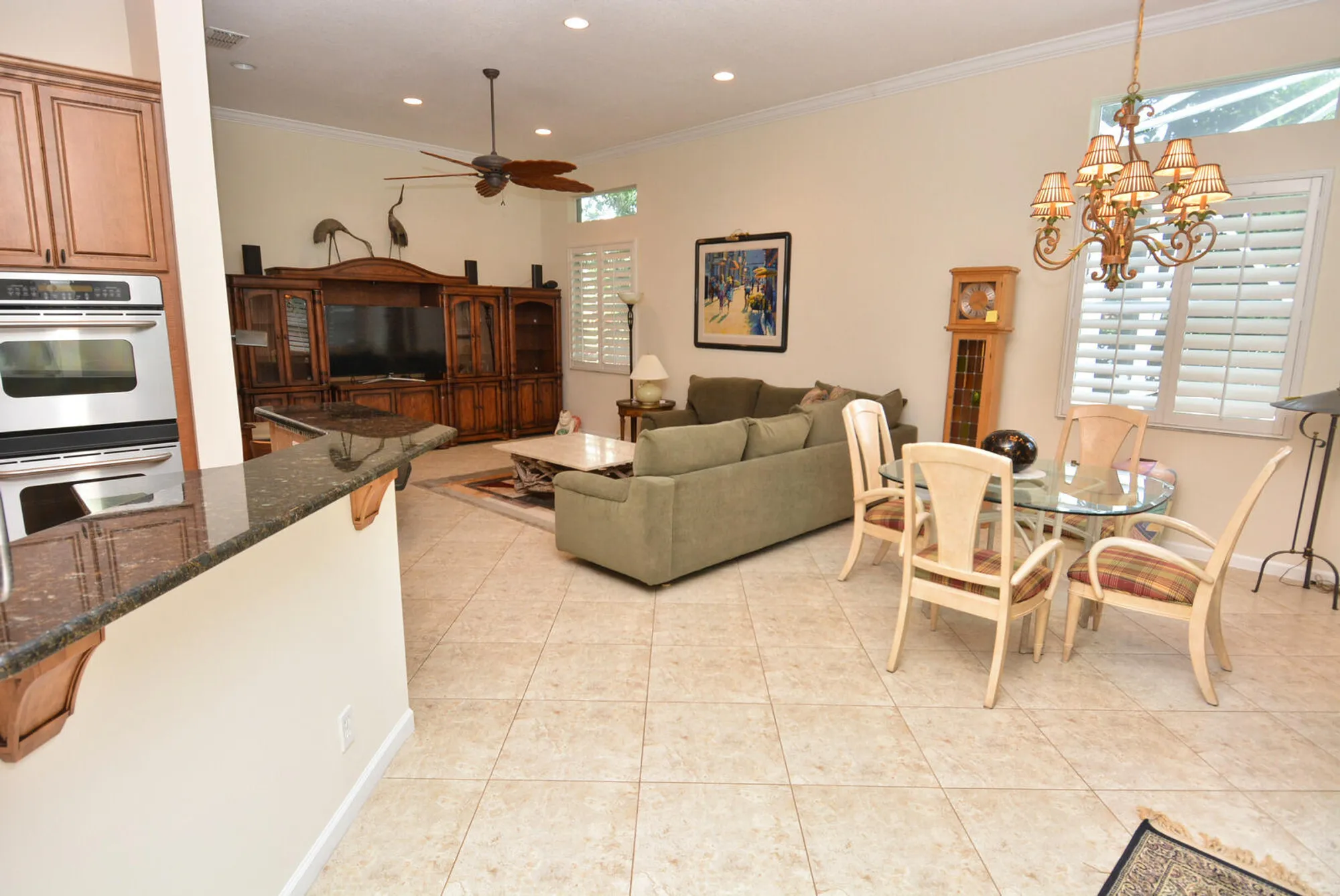 Property Slideshow image 10 of 44 | 11360 sw aspen ln, Port Saint Lucie, FL, 34987