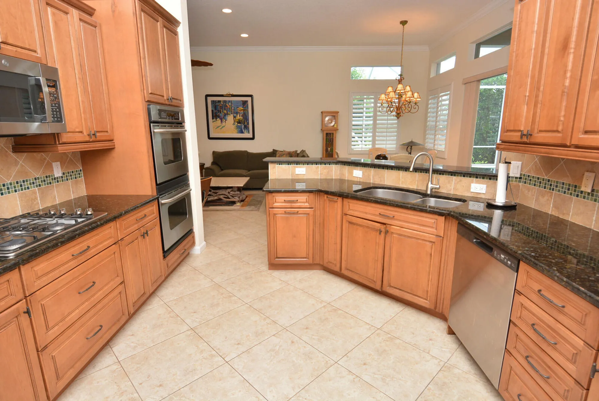 Property Slideshow image 14 of 44 | 11360 sw aspen ln, Port Saint Lucie, FL, 34987