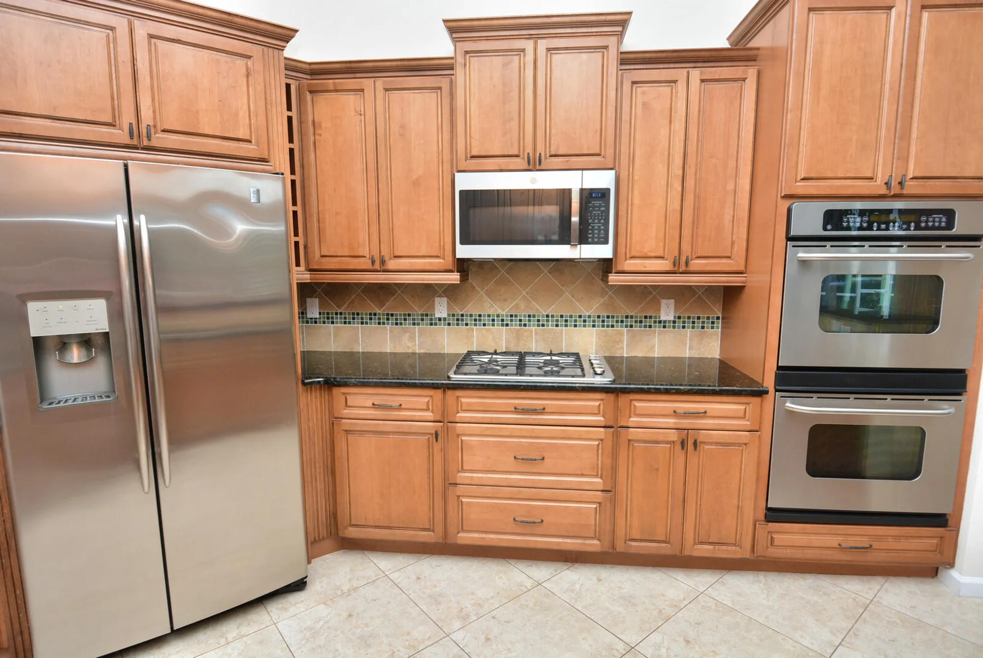 Property Slideshow image 12 of 44 | 11360 sw aspen ln, Port Saint Lucie, FL, 34987